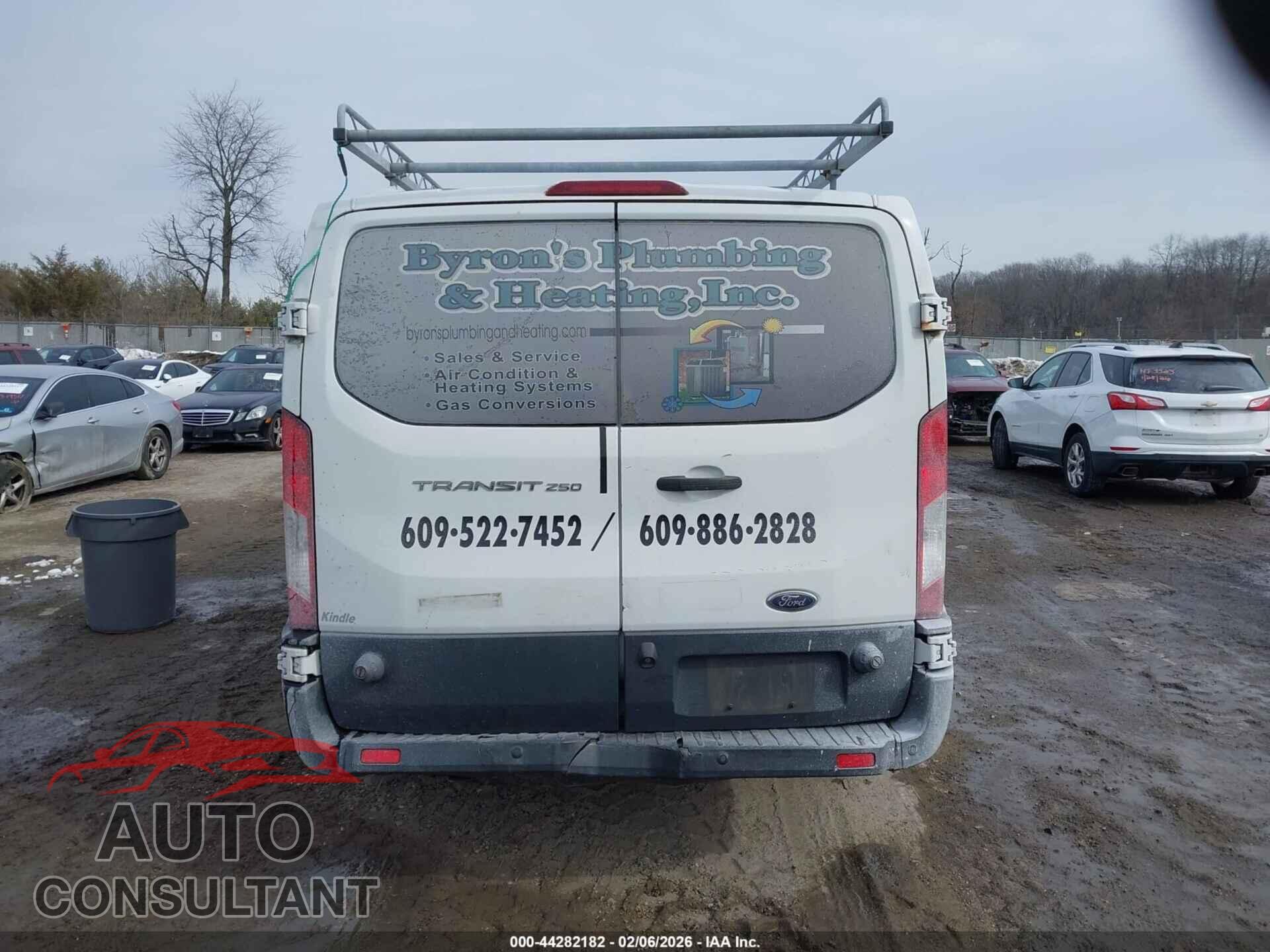 FORD TRANSIT-250 2015 - 1FTNR2YM3FKA31948