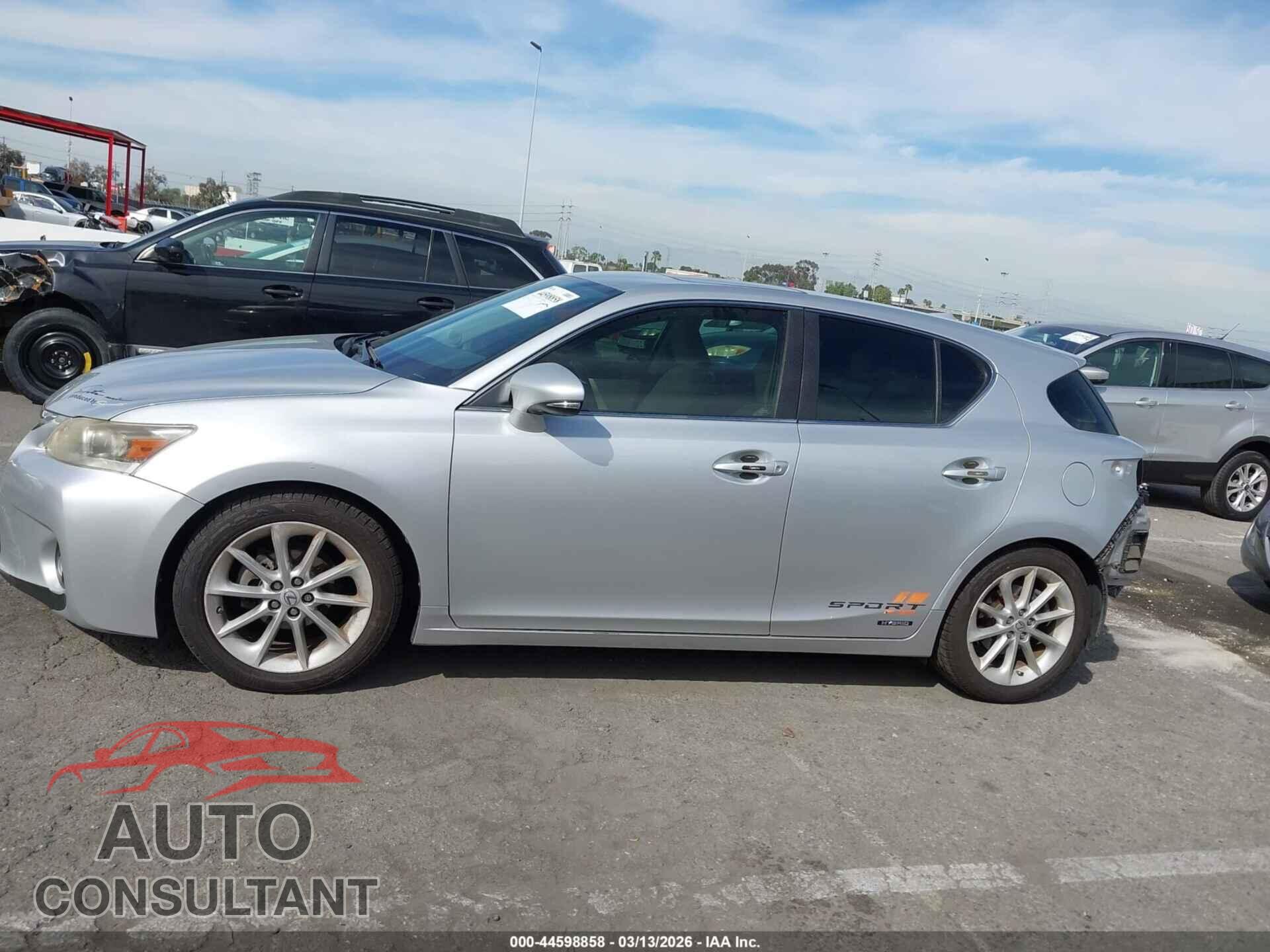 LEXUS CT 200H 2013 - JTHKD5BH1D2149765