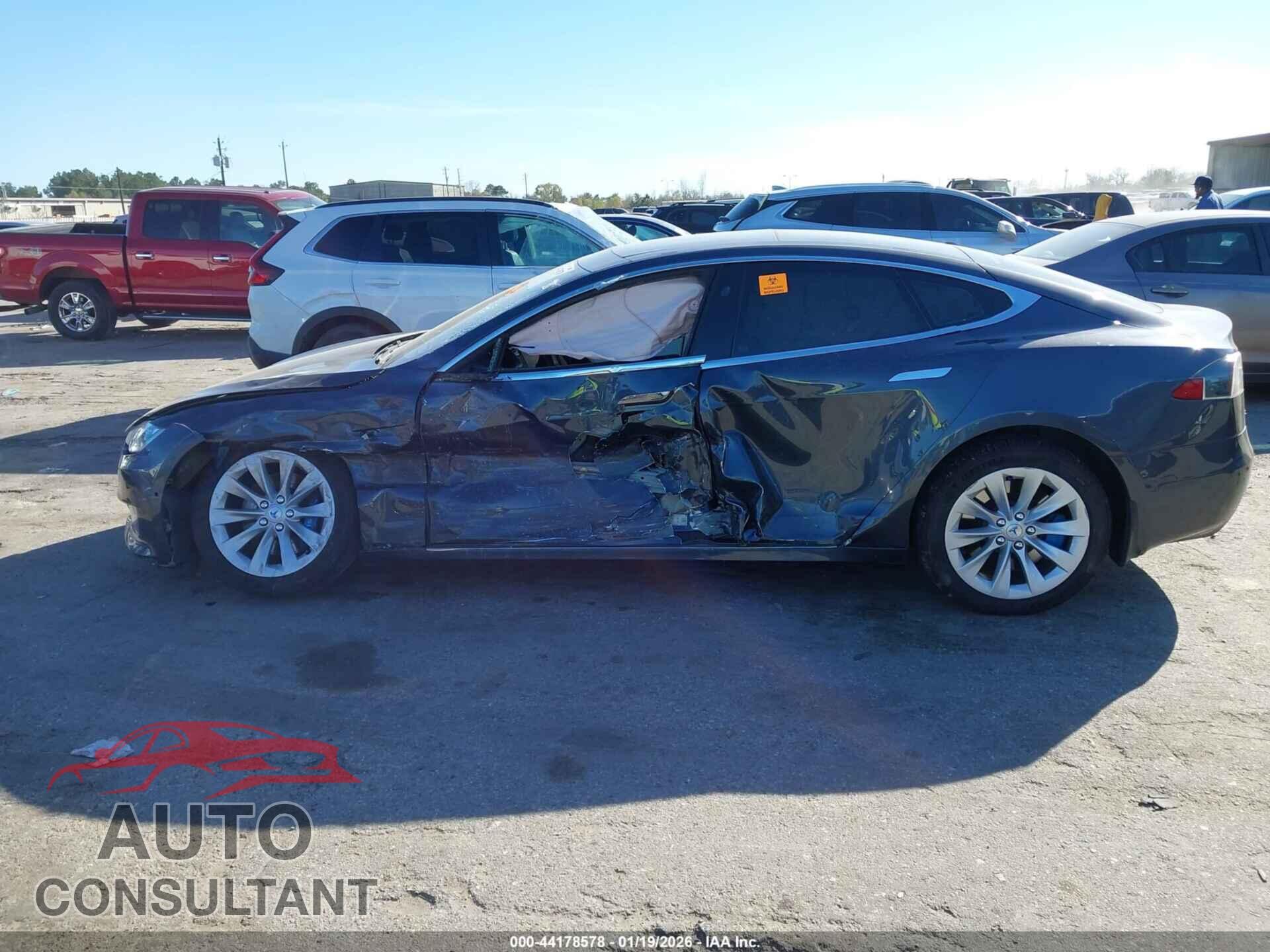 TESLA MODEL S 2017 - 5YJSA1E20HF187890