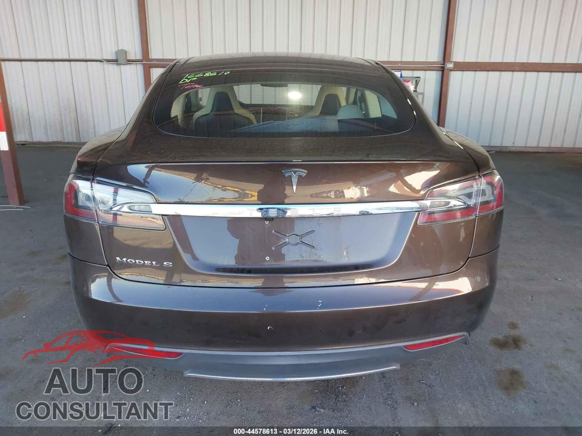 TESLA MODEL S 2013 - 5YJSA1DN6DFP06074