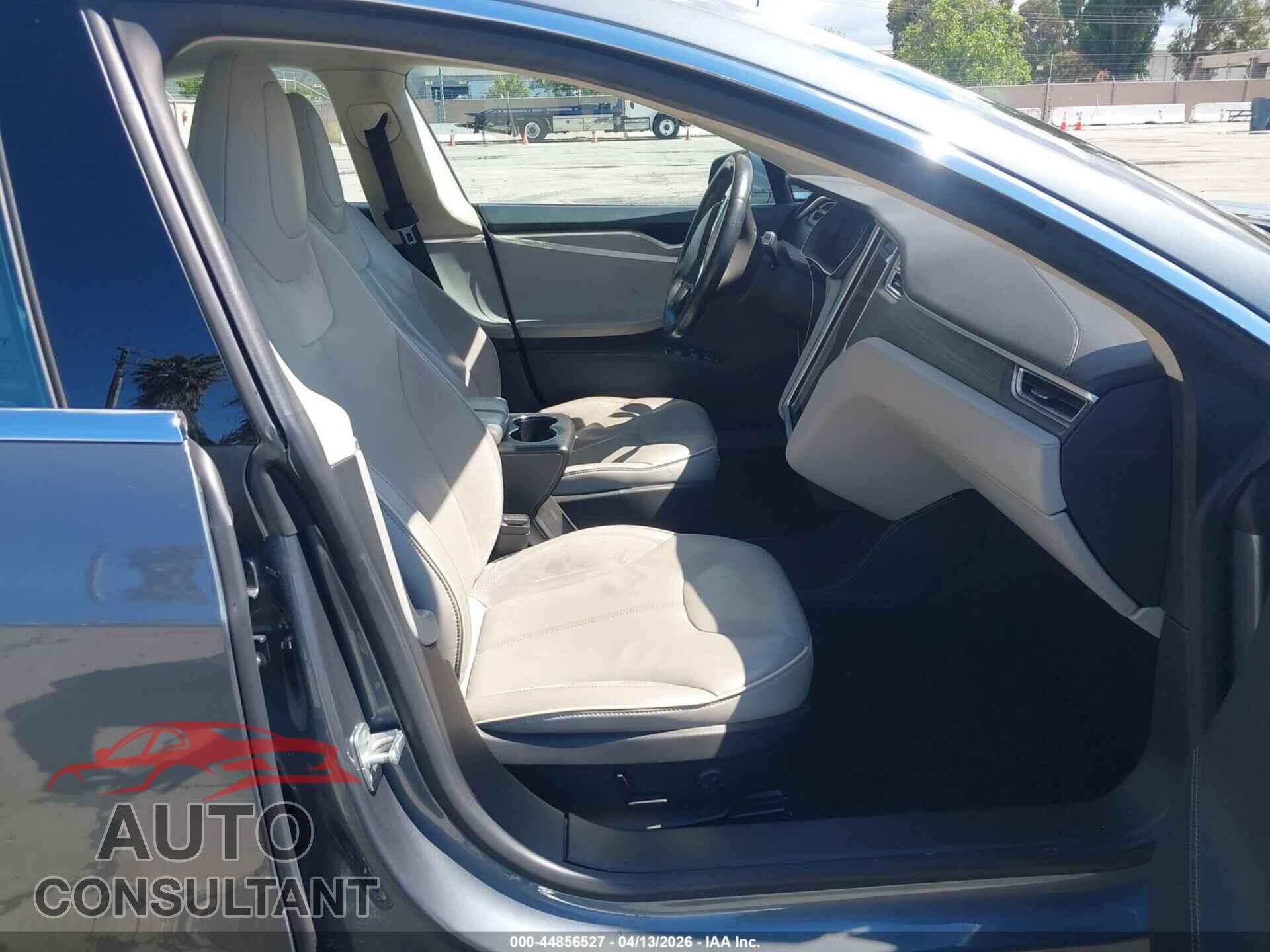 TESLA MODEL S 2014 - 5YJSA1H14EFP40510