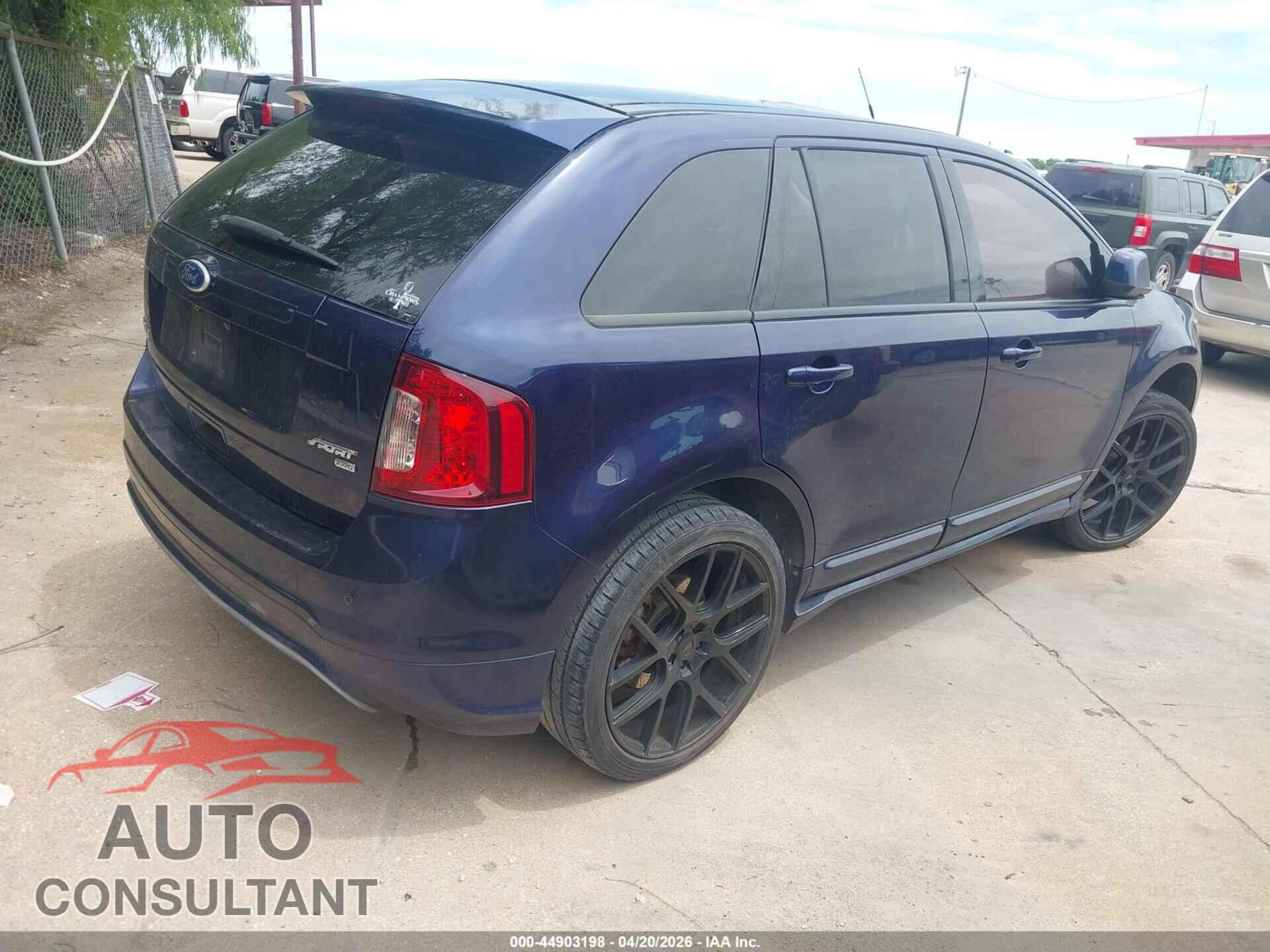 FORD EDGE 2011 - 2FMDK4AK8BBA00327