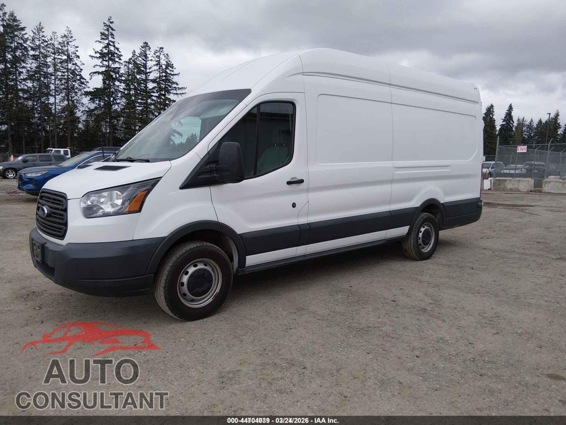 FORD TRANSIT-250 2017 - 1FTYR3XM2HKB27951