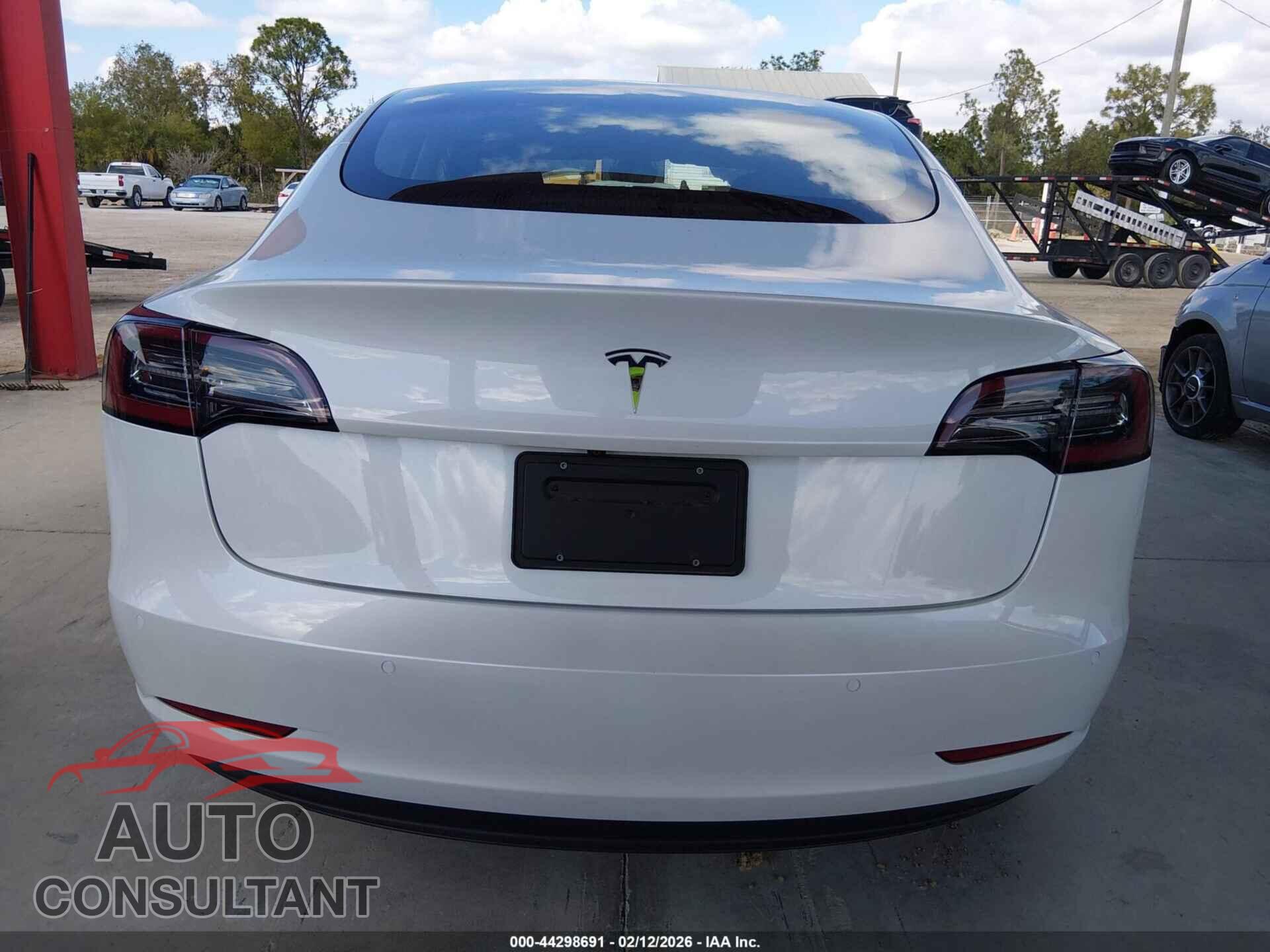 TESLA MODEL 3 2021 - 5YJ3E1EA2MF096825