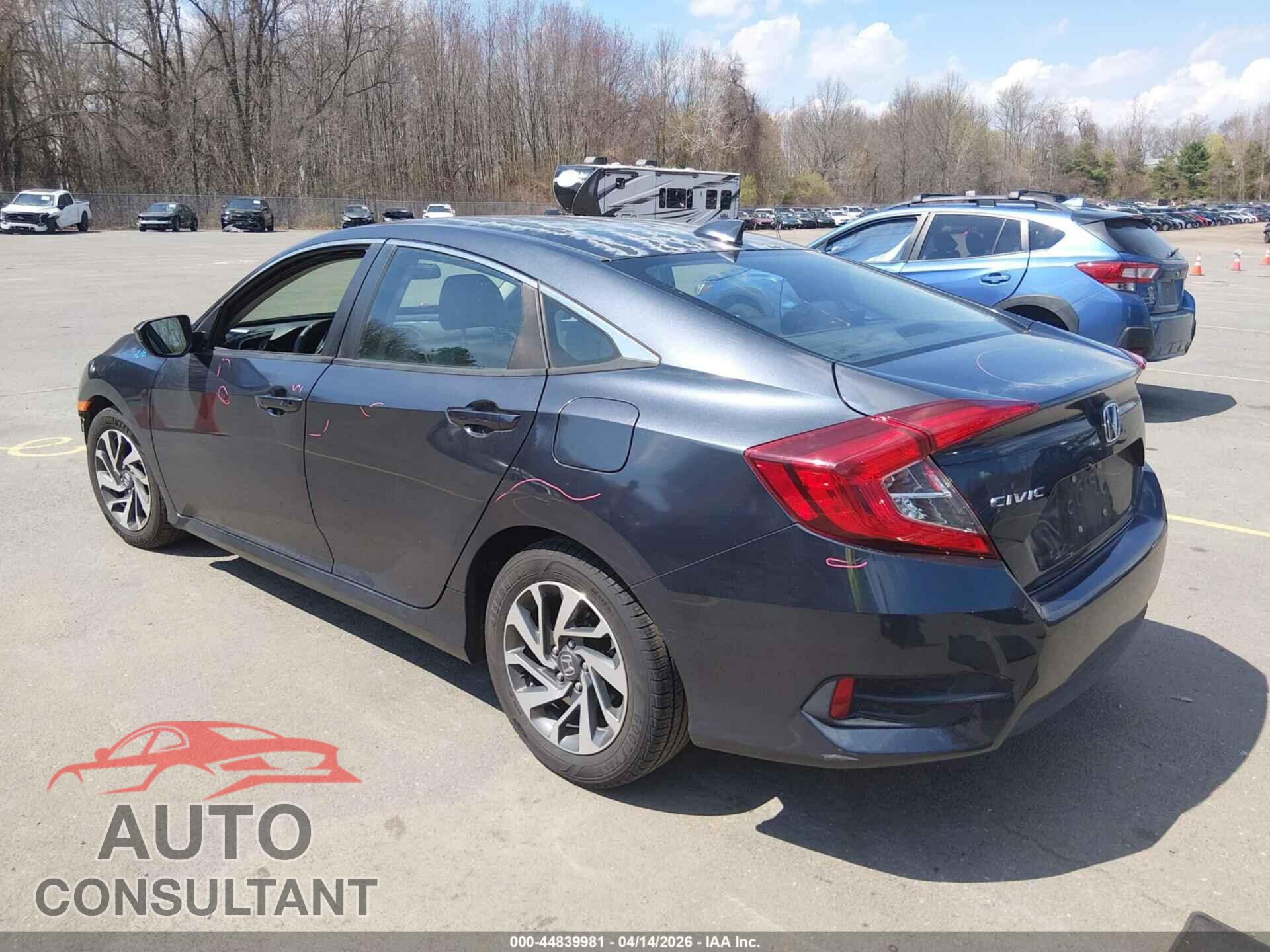 HONDA CIVIC 2017 - 2HGFC2F84HH545119