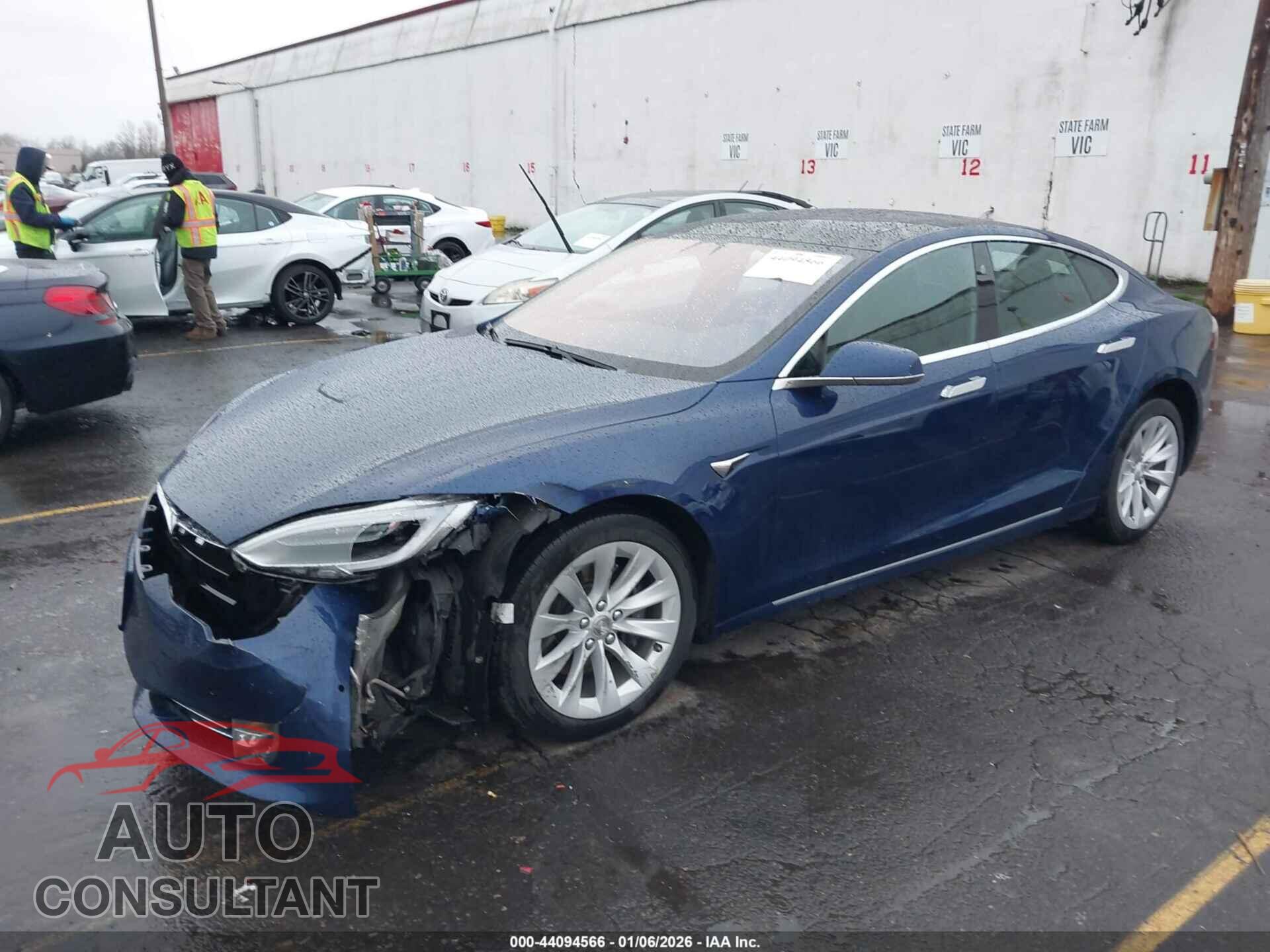 TESLA MODEL S 2017 - 5YJSA1E28HF229500