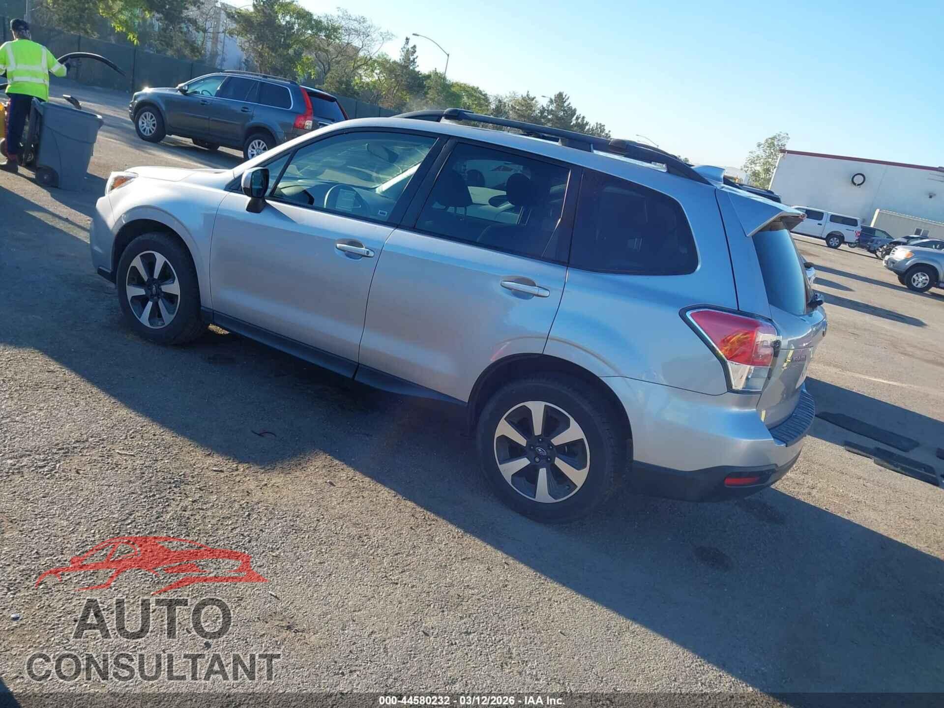 SUBARU FORESTER 2017 - JF2SJAGC5HH430892
