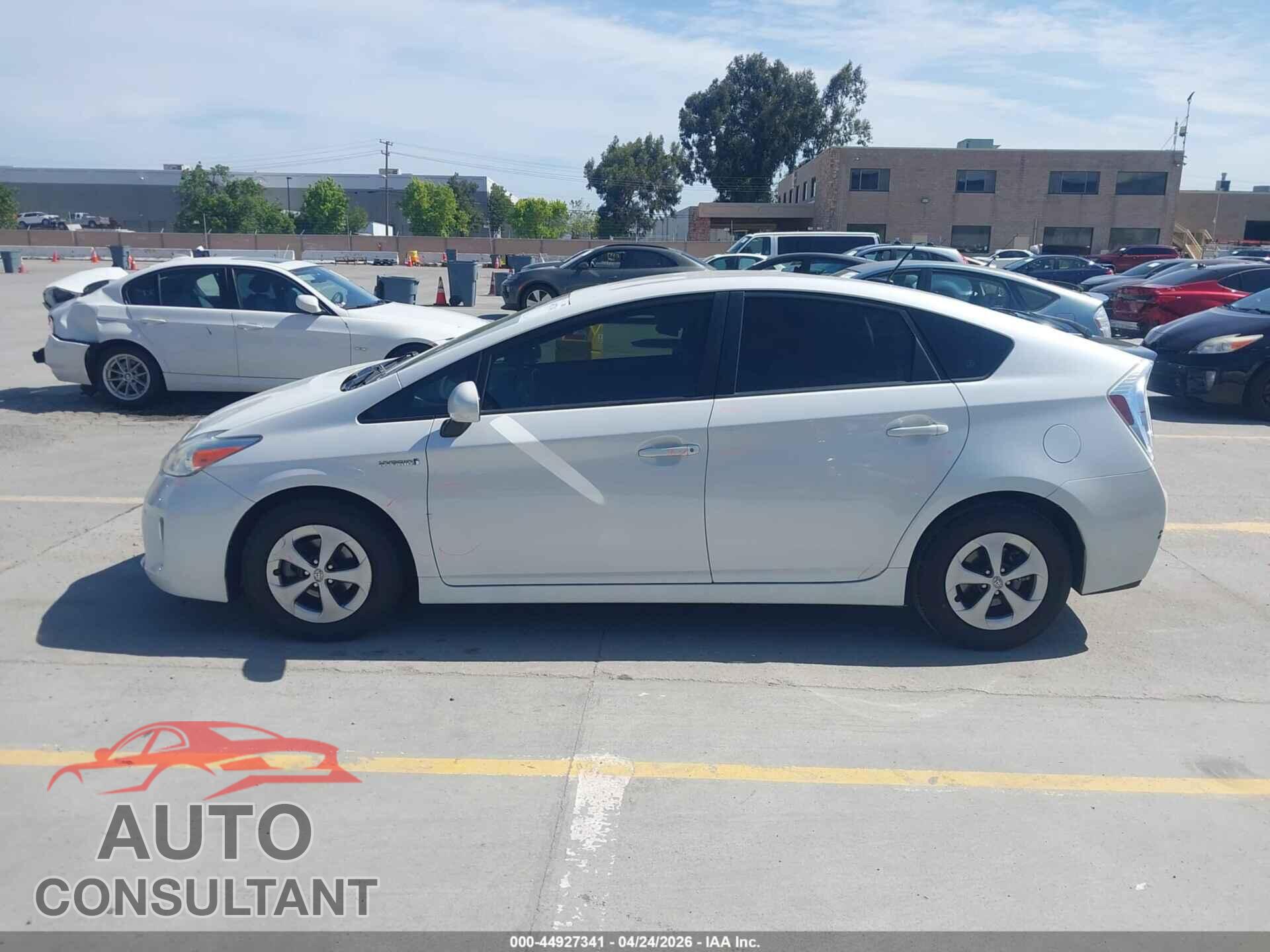TOYOTA PRIUS 2014 - JTDKN3DU4E0360680