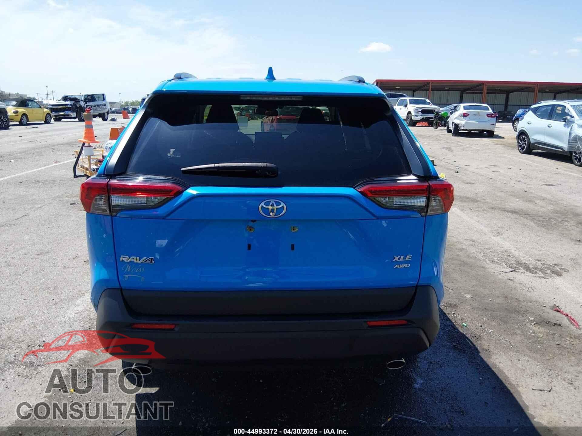 TOYOTA RAV4 2021 - JTMP1RFV2MD071122