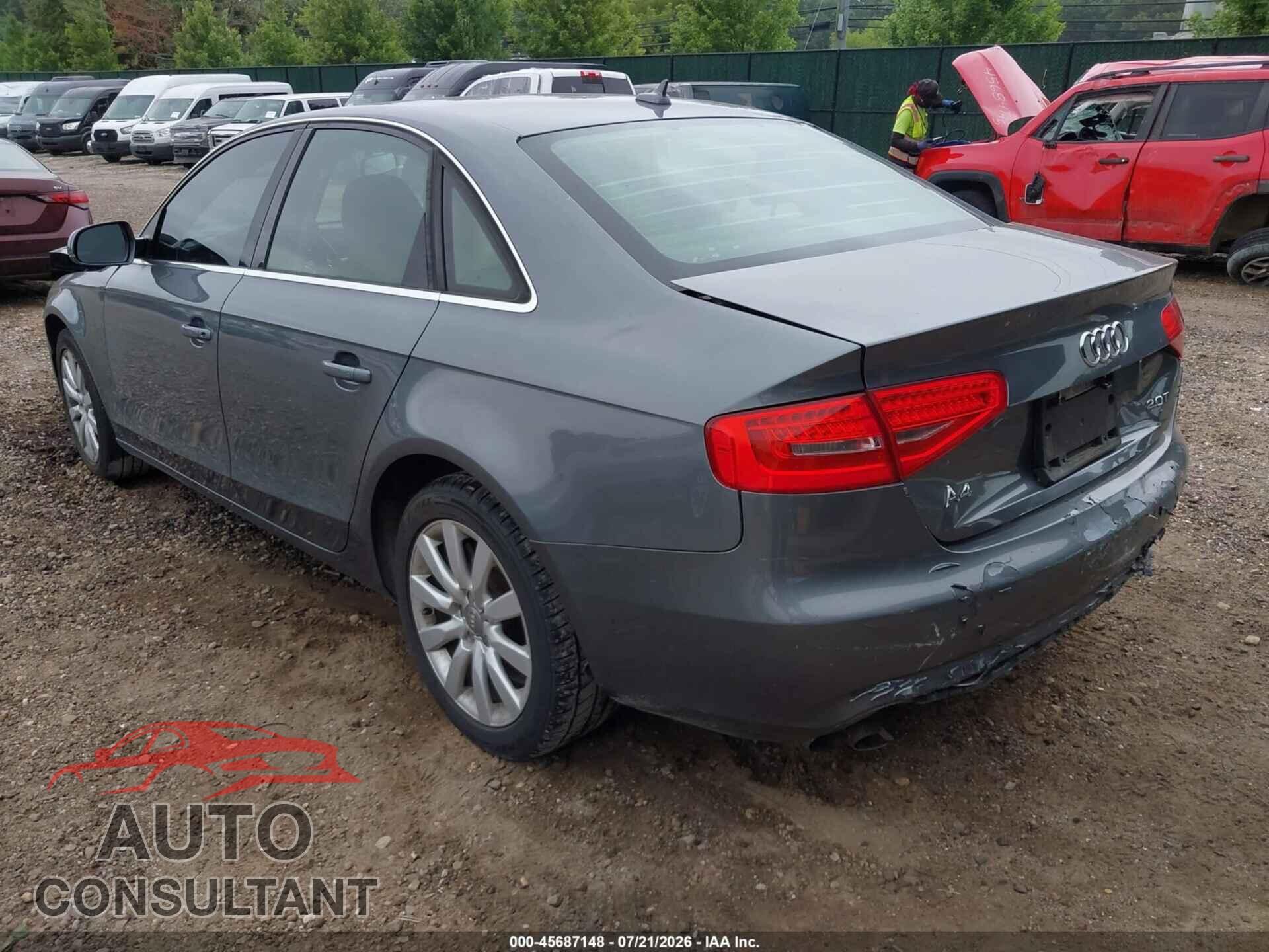 AUDI A4 2013 - WAUAFAFL3DN018010