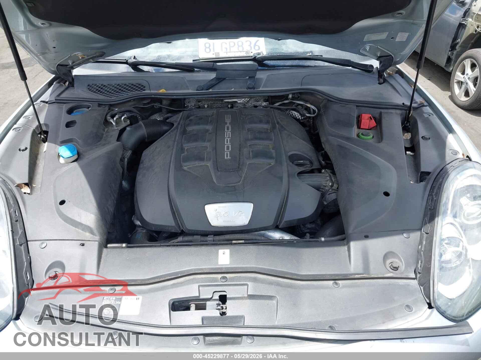 PORSCHE CAYENNE 2016 - WP1AF2A20GLA40309