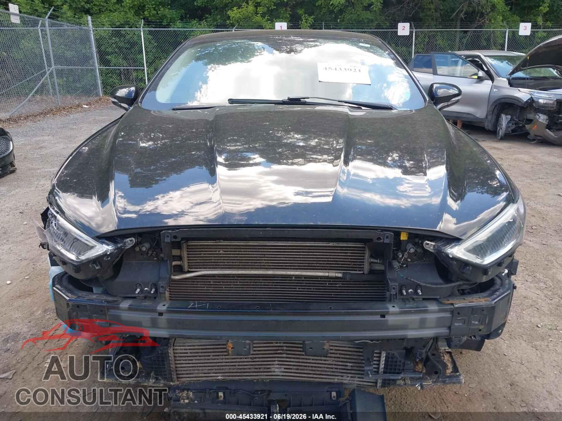 FORD FUSION 2019 - 3FA6P0D99KR143231