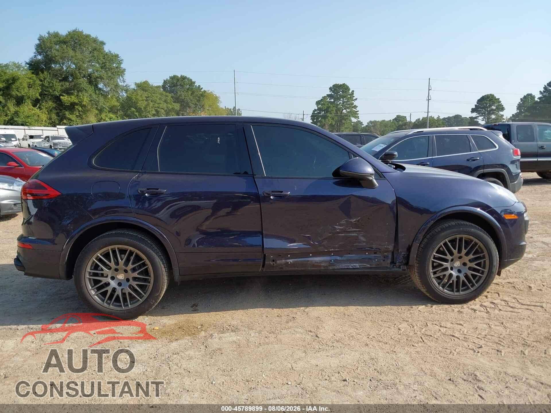PORSCHE CAYENNE 2017 - WP1AA2A25HKA86191
