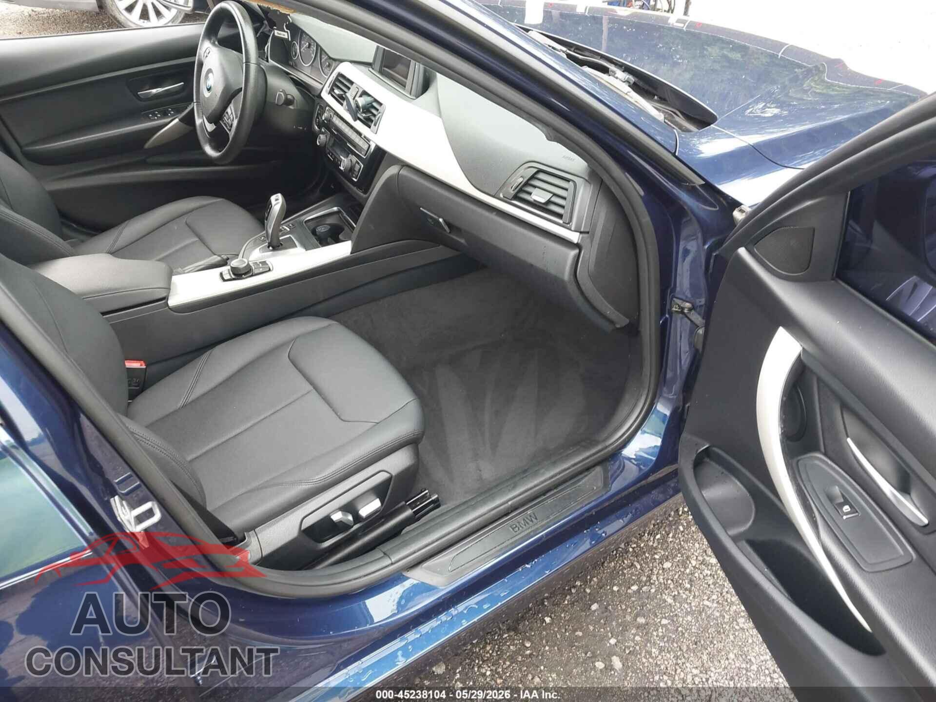 BMW 320I 2017 - WBA8E1G31HNU18332
