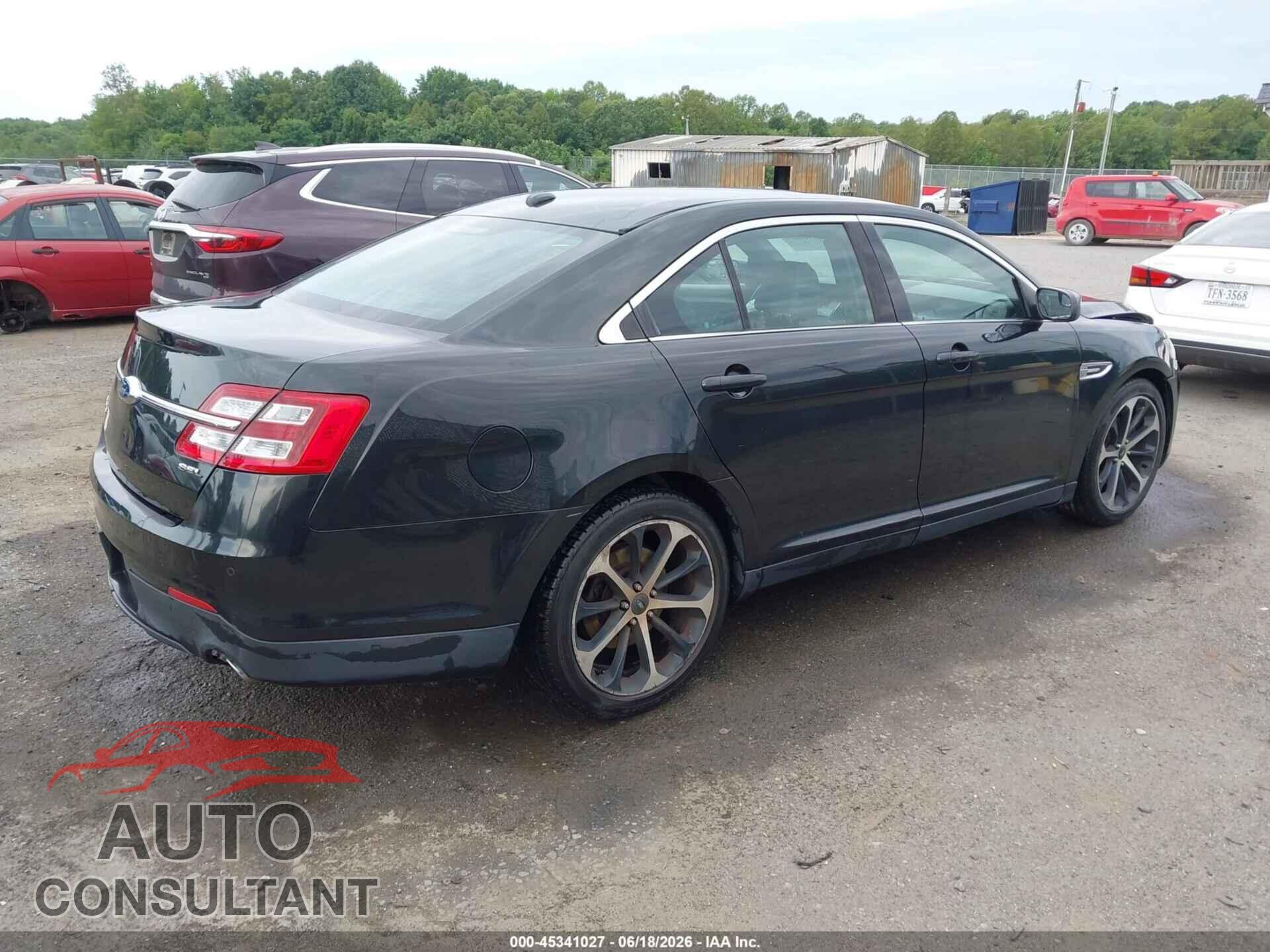 FORD TAURUS 2015 - 1FAHP2E88FG176938