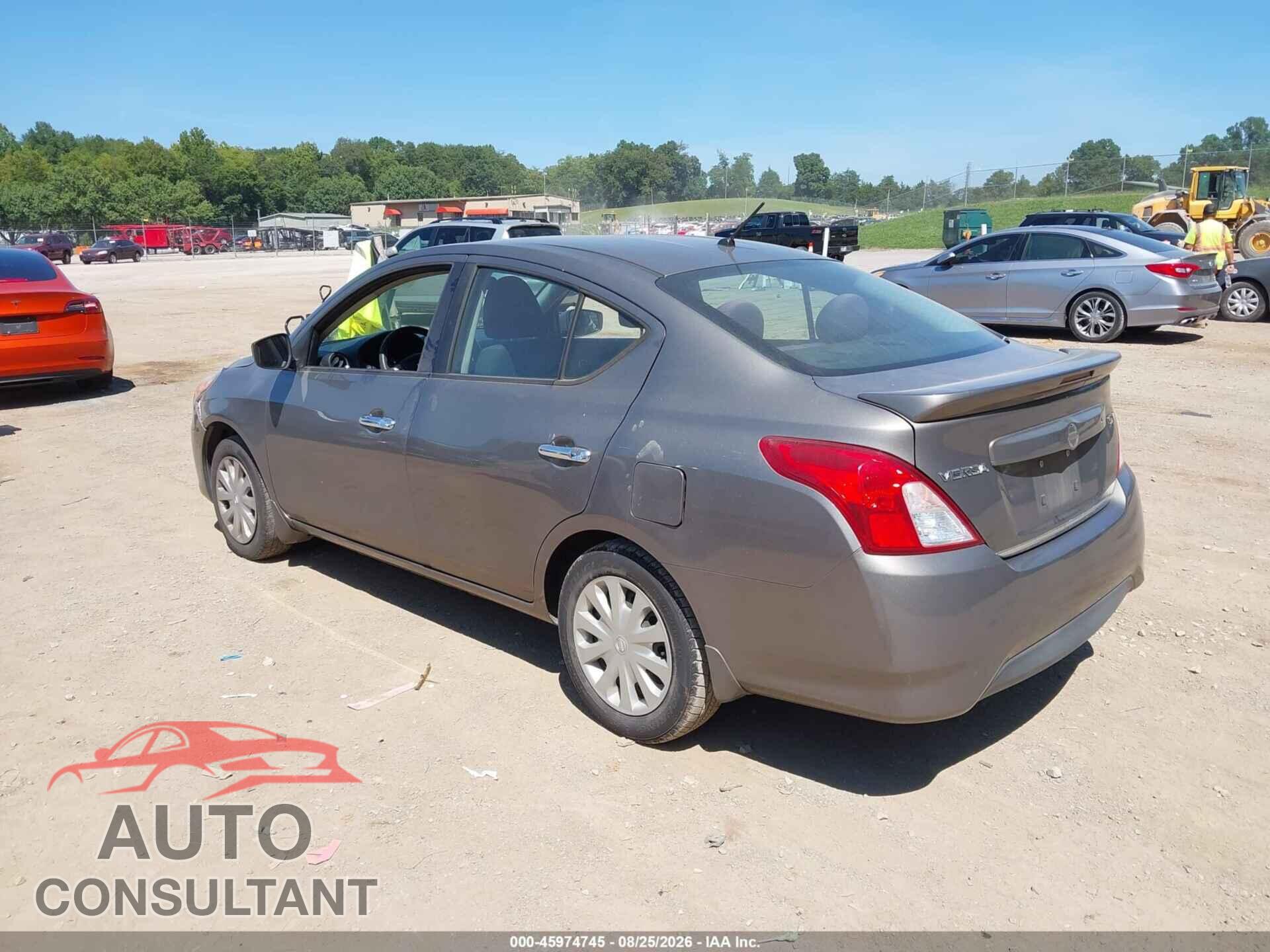 NISSAN VERSA 2017 - 3N1CN7AP1HL807325
