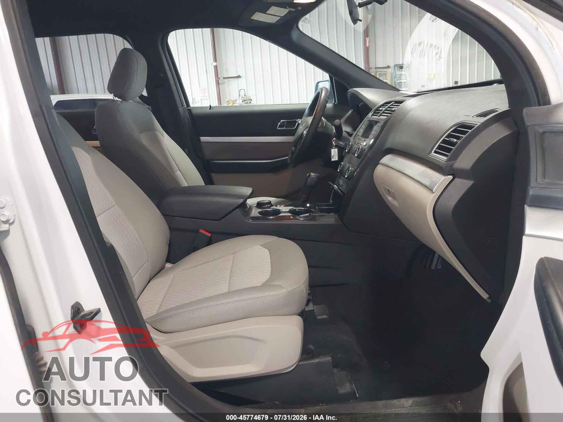 FORD EXPLORER 2018 - 1FM5K8B85JGB95275