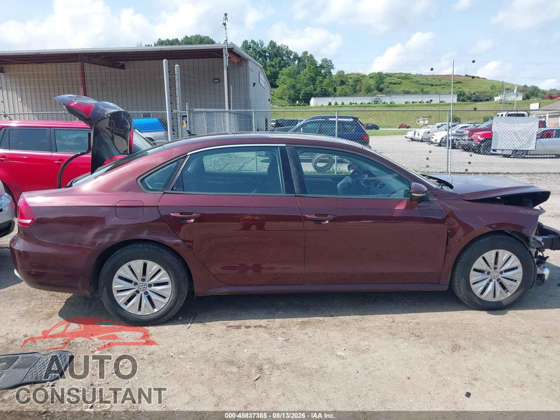 VOLKSWAGEN PASSAT 2012 - 1VWAP7A39CC070257
