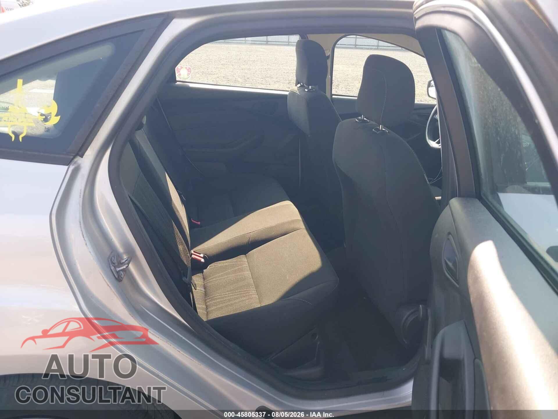 FORD FOCUS 2016 - 1FADP3E23GL355929