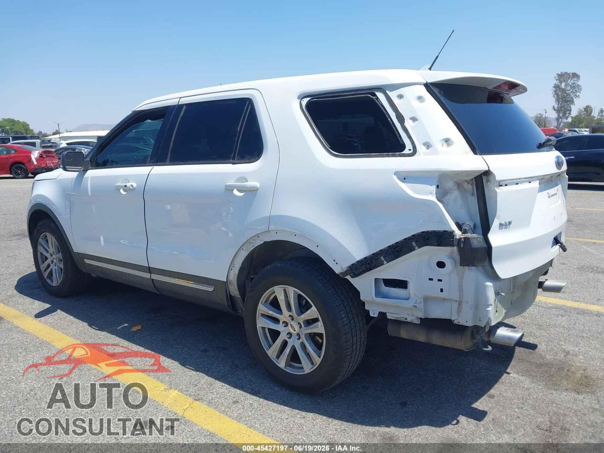 FORD EXPLORER 2018 - 1FM5K8D82JGB91200