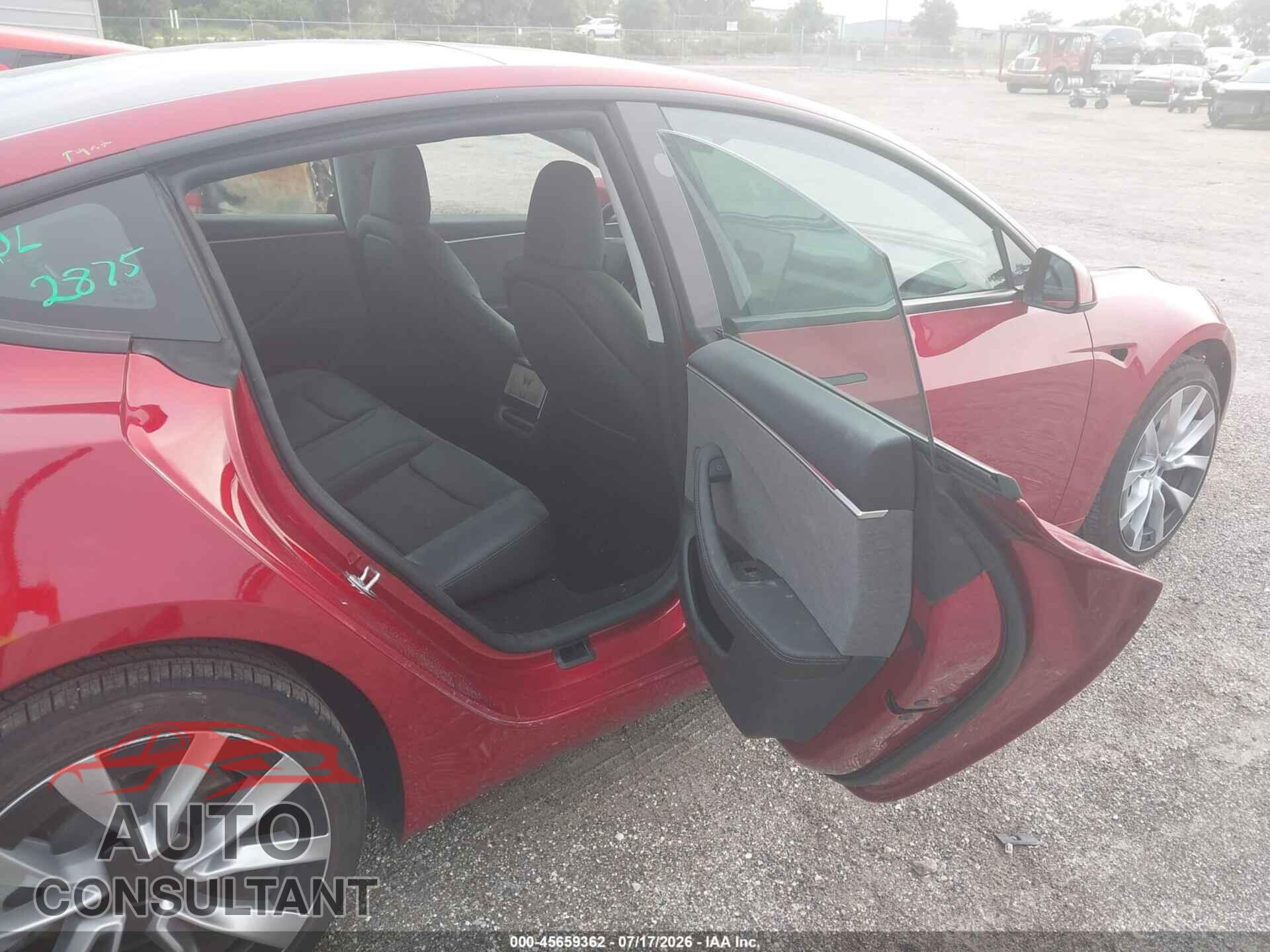 TESLA MODEL 3 2025 - 5YJ3E1EA1SF040405