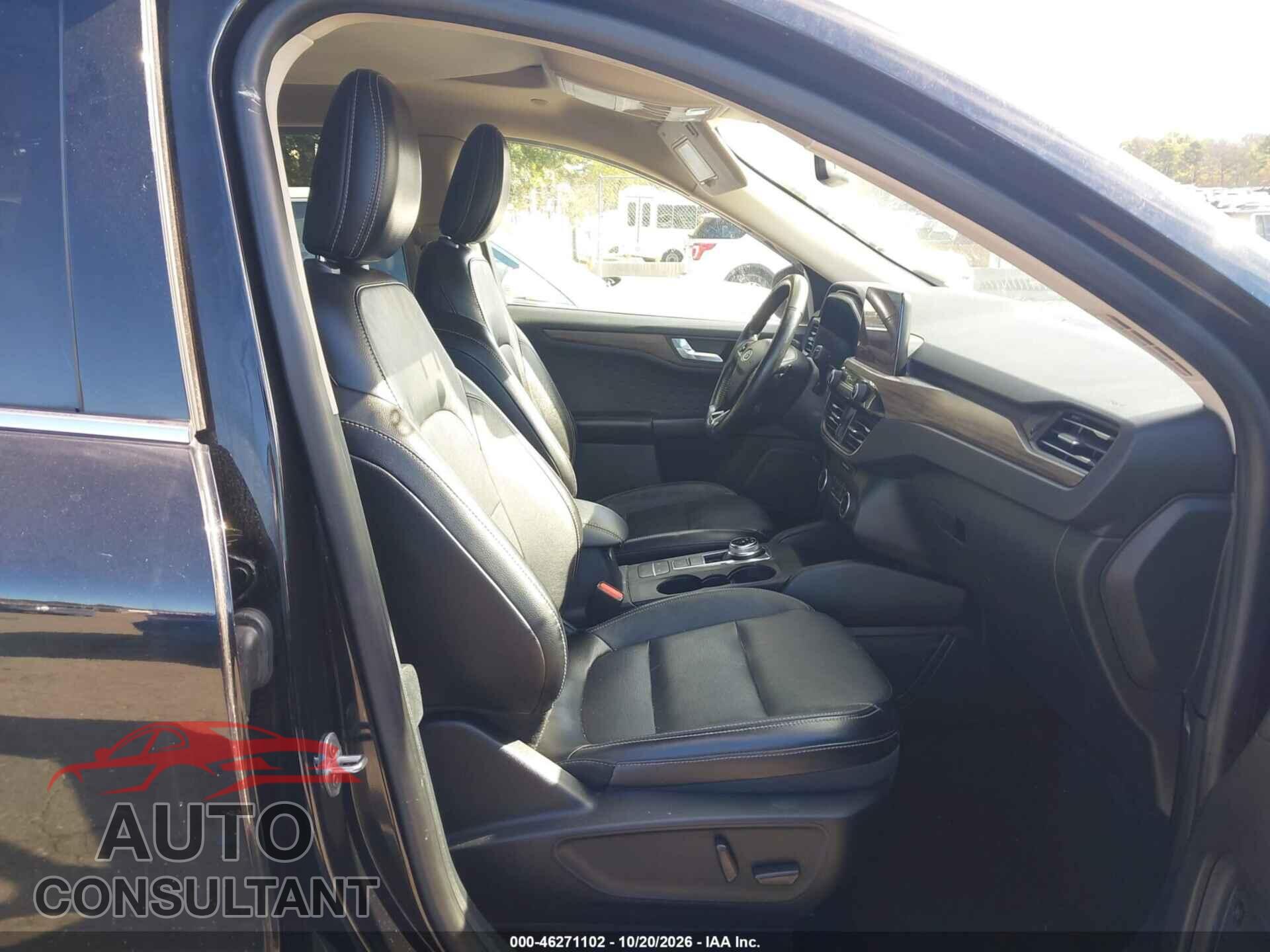 FORD ESCAPE 2020 - 1FMCU9J99LUA19965