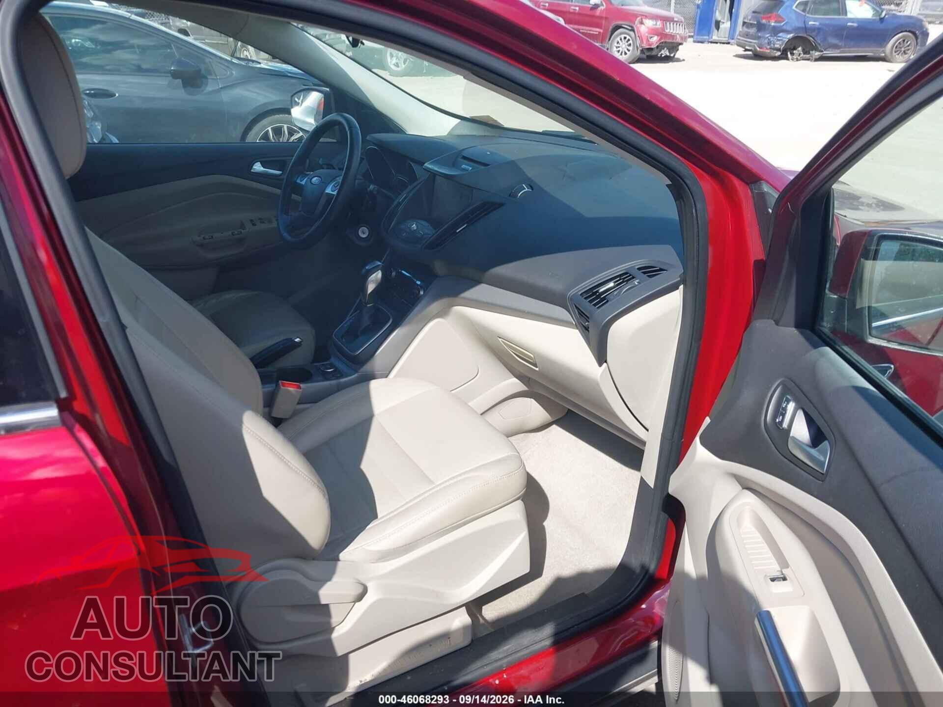 FORD ESCAPE 2014 - 1FMCU0GX4EUB00599