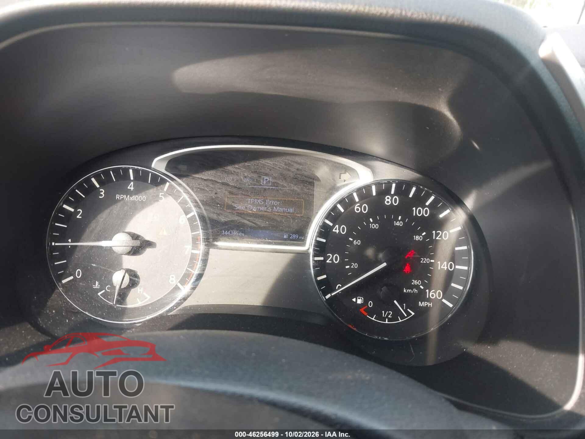 NISSAN PATHFINDER 2017 - 5N1DR2MM4HC661925