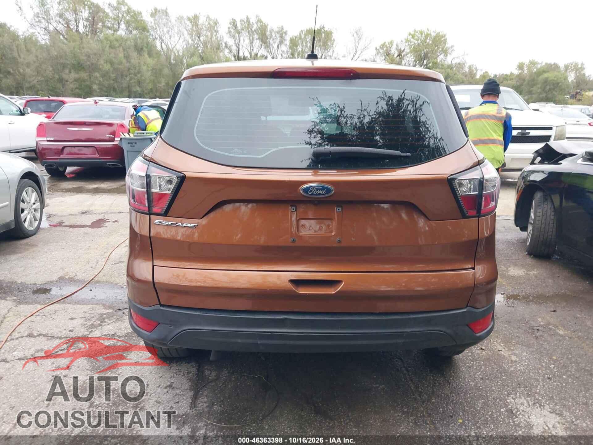 FORD ESCAPE 2017 - 1FMCU0F78HUE65115