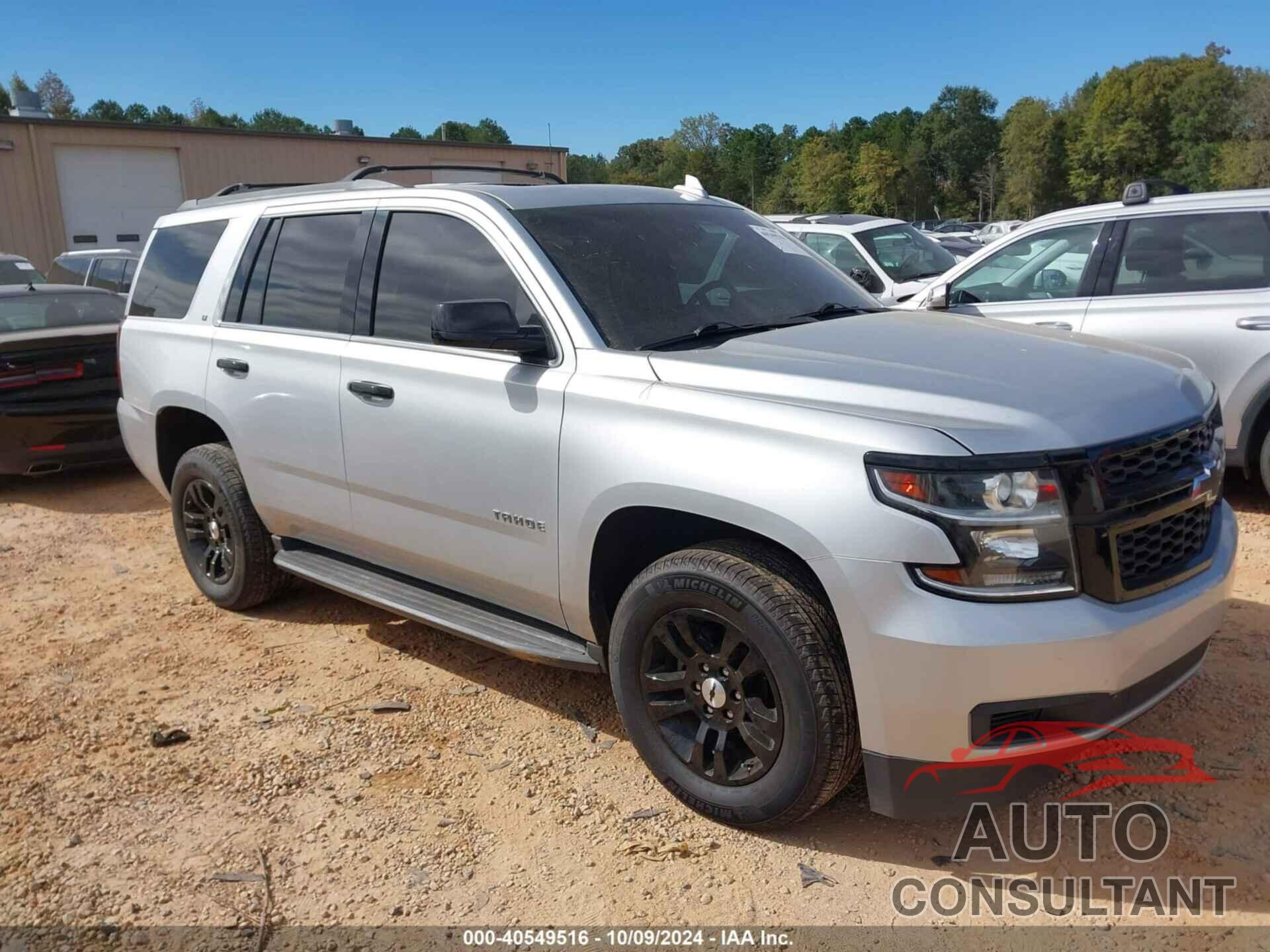 CHEVROLET TAHOE 2018 - 1GNSKBKC1JR165193