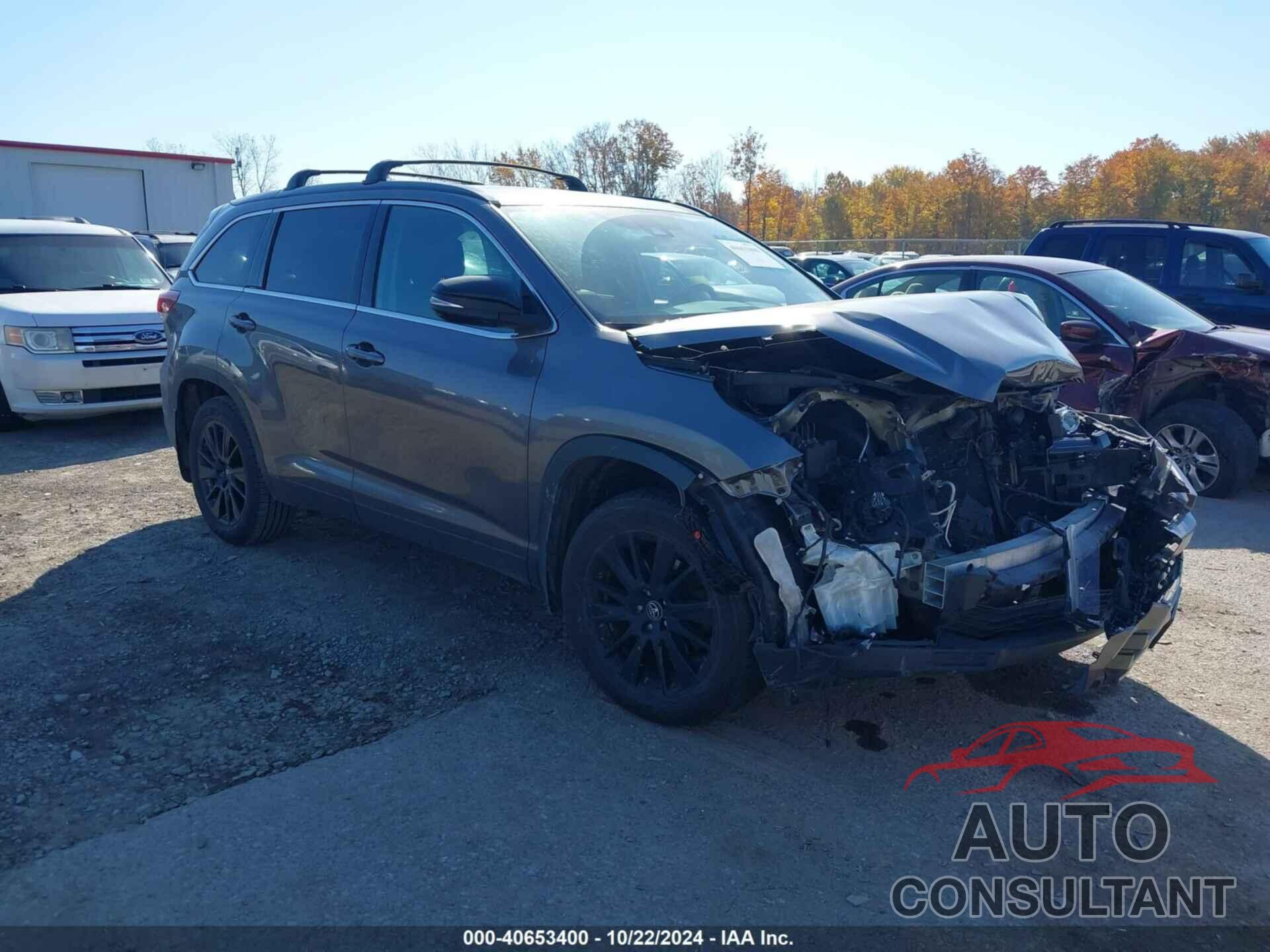 TOYOTA HIGHLANDER 2019 - 5TDJZRFH0KS620830