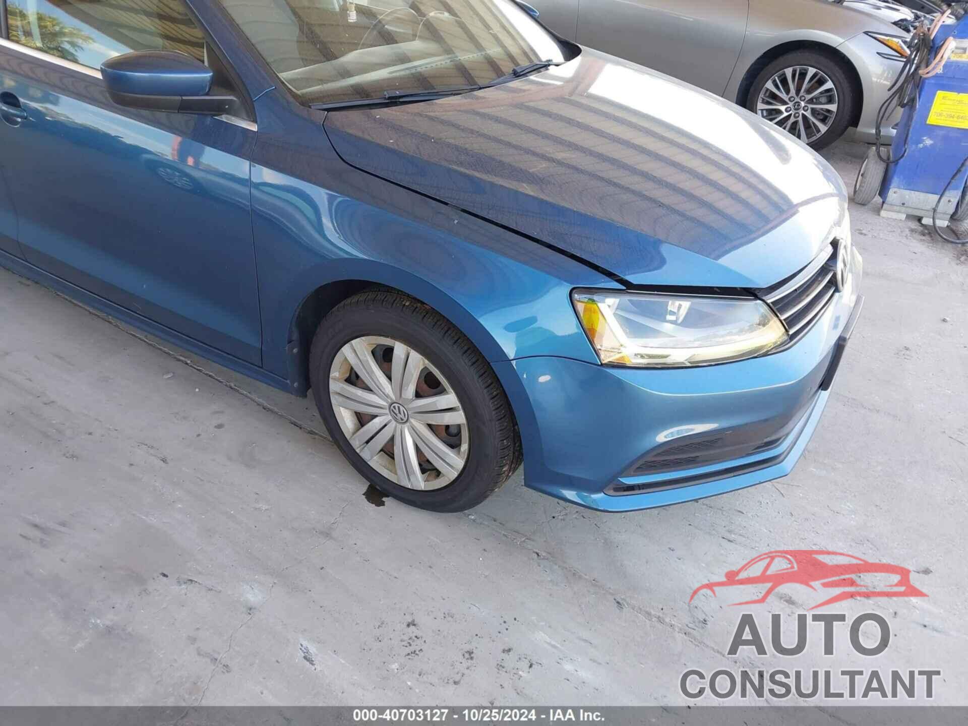 VOLKSWAGEN JETTA 2017 - 3VW2B7AJXHM225406