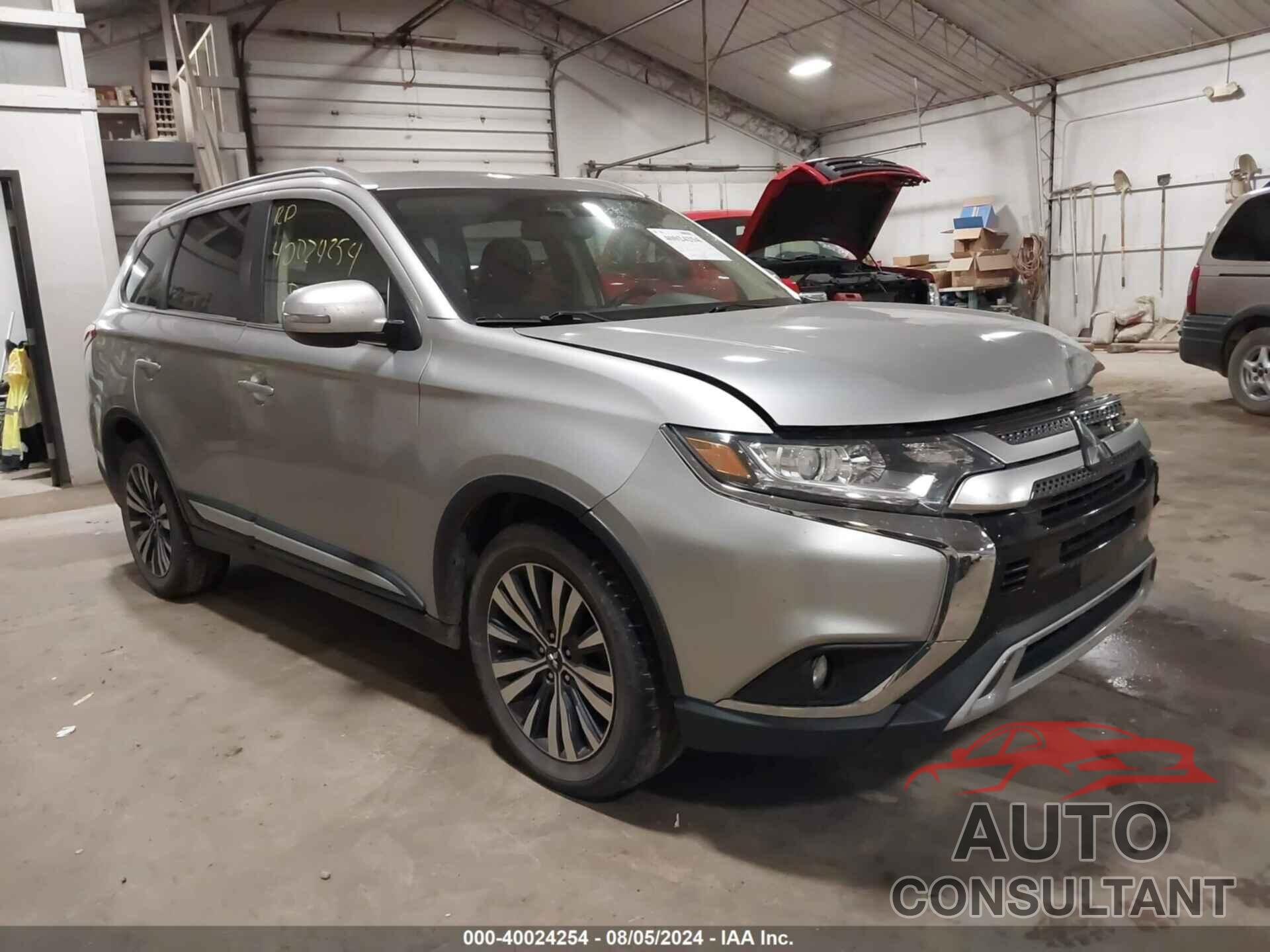 MITSUBISHI OUTLANDER 2020 - JA4AZ3A33LJ000328