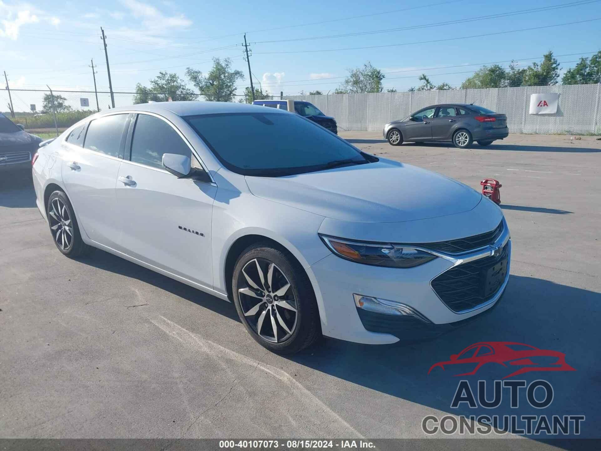 CHEVROLET MALIBU 2020 - 1G1ZG5ST2LF136941