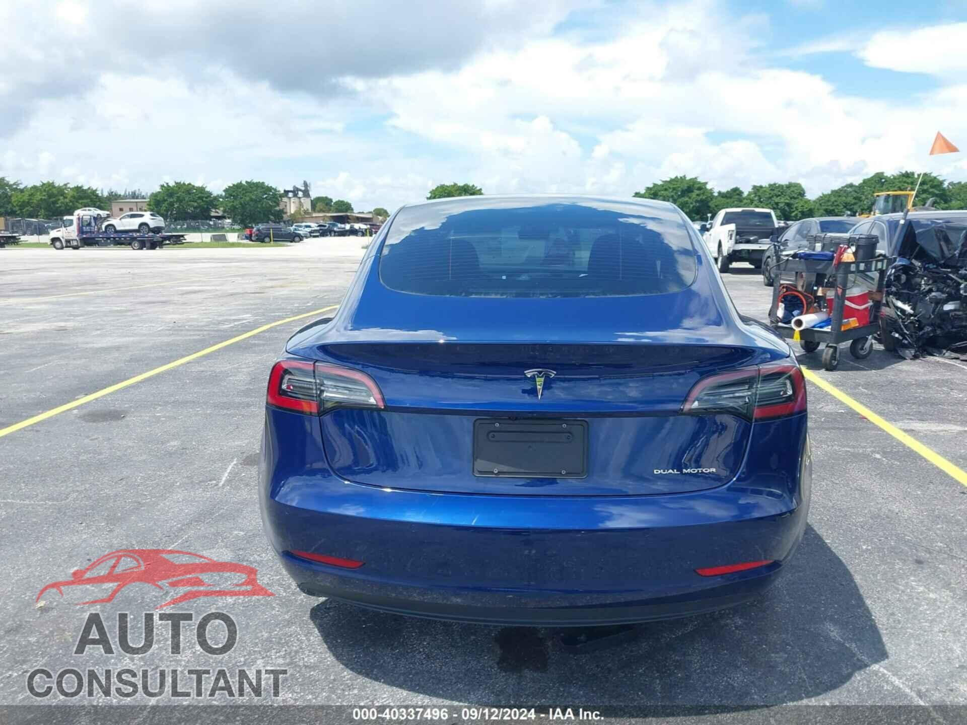 TESLA MODEL 3 2022 - 5YJ3E1EB4NF267097
