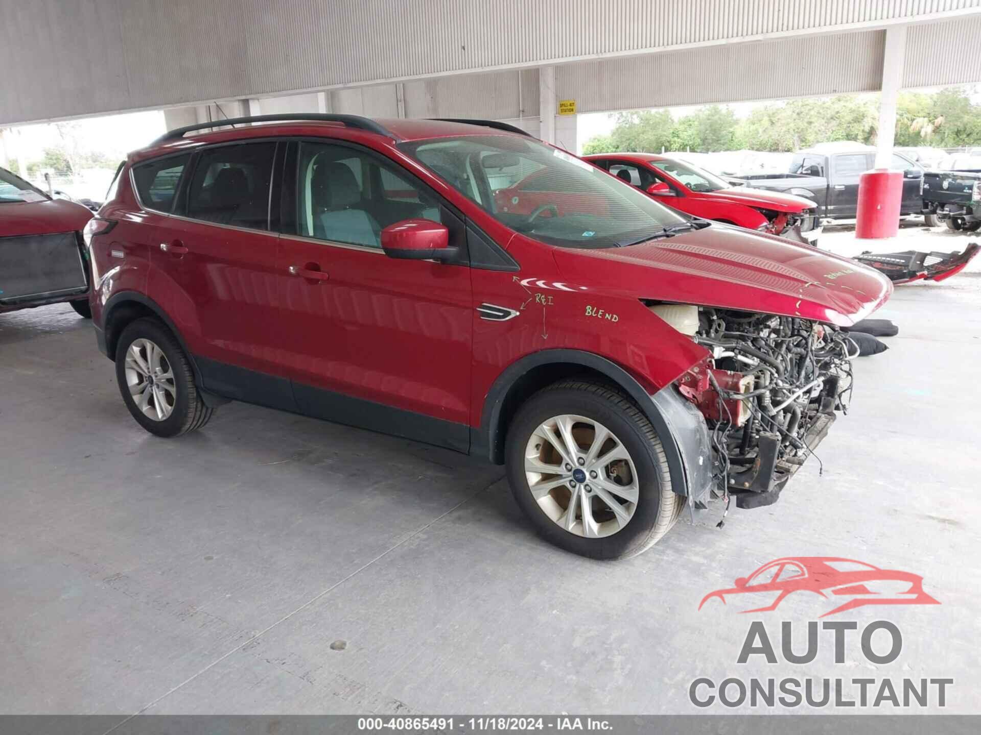 FORD ESCAPE 2017 - 1FMCU9GD6HUE41937