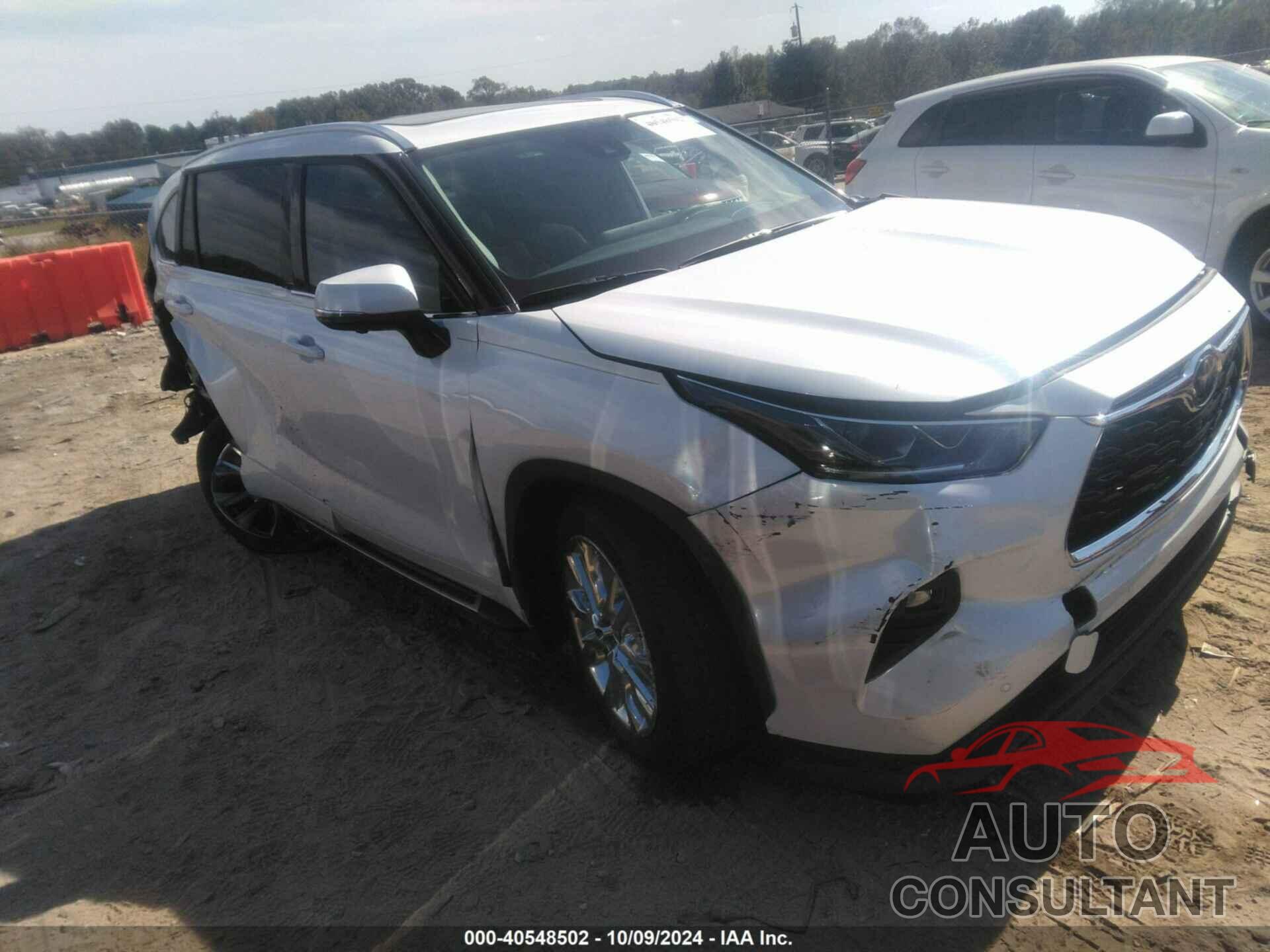 TOYOTA HIGHLANDER 2023 - 5TDKDRAH8PS006884