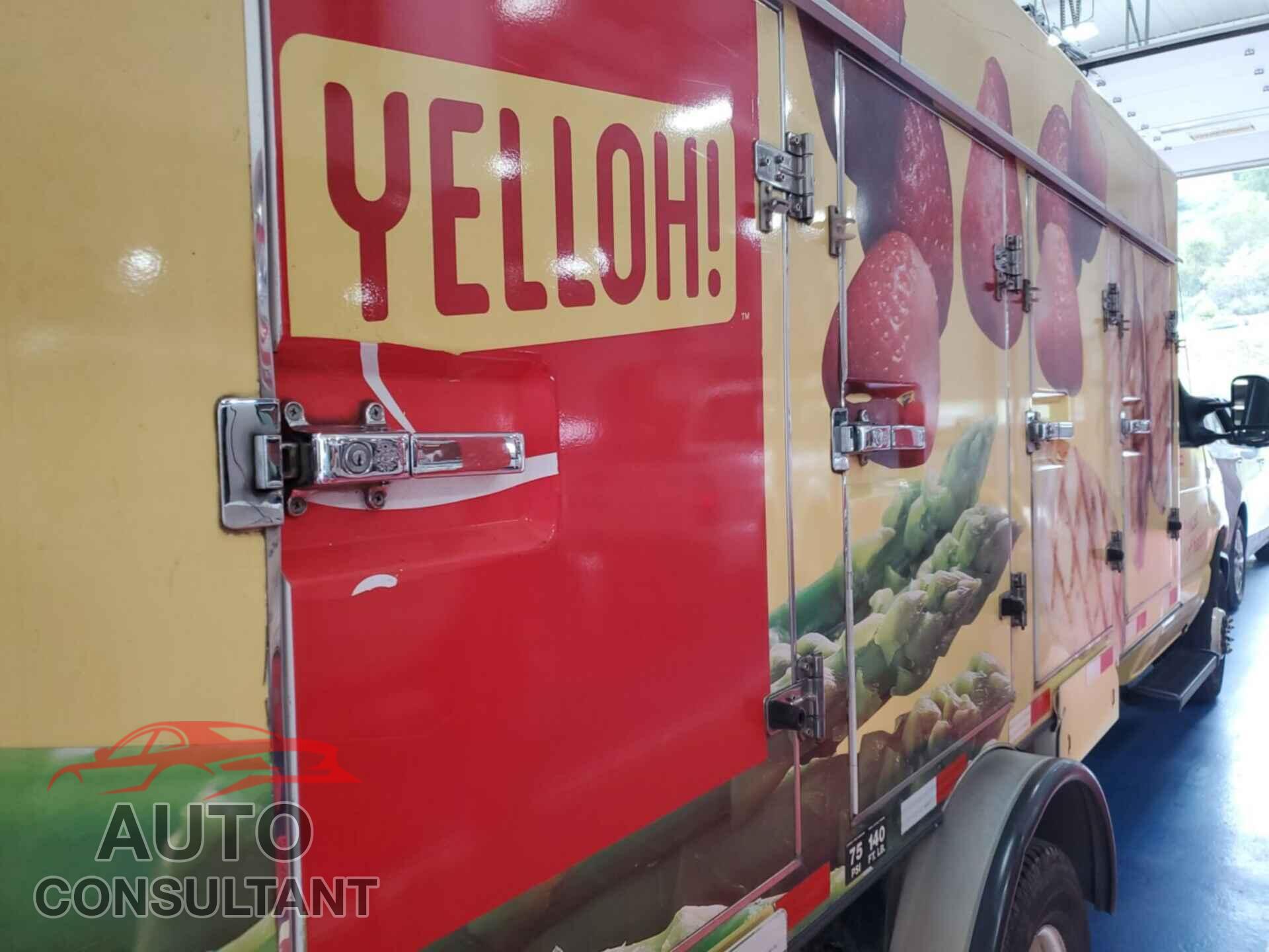 FORD ECONOLINE 2018 - 1FDXE4FS4JDC18982