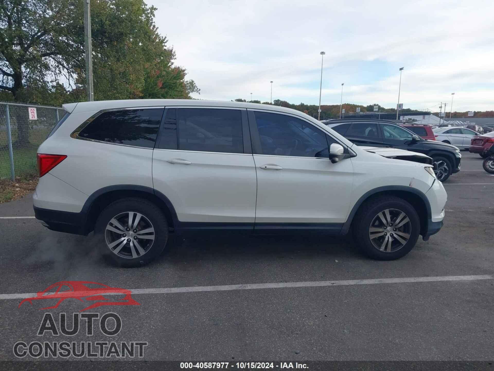 HONDA PILOT 2017 - 5FNYF6H57HB032607