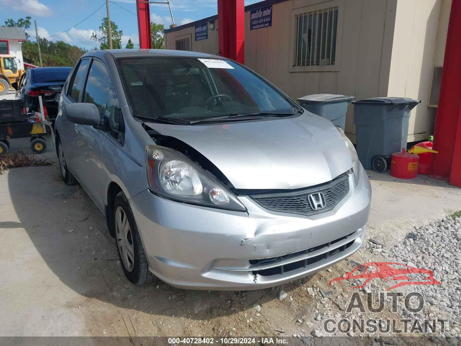 HONDA FIT 2011 - JHMGE8H38BS008804