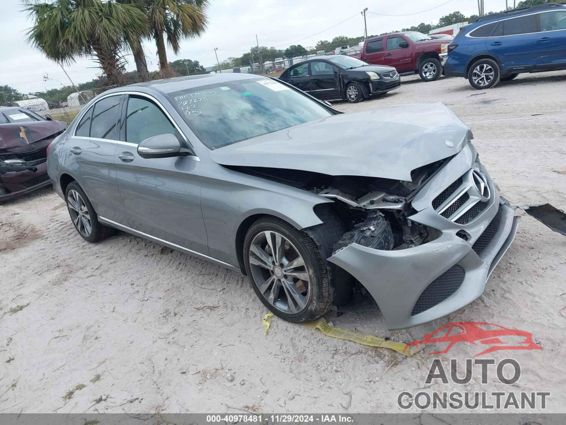 MERCEDES-BENZ C 300 2015 - 55SWF4KB3FU016359