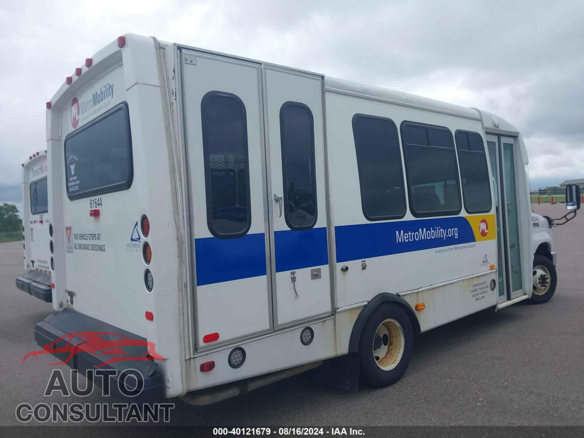 FORD ECONOLINE 2017 - 1FDFE4FS2HDC37827