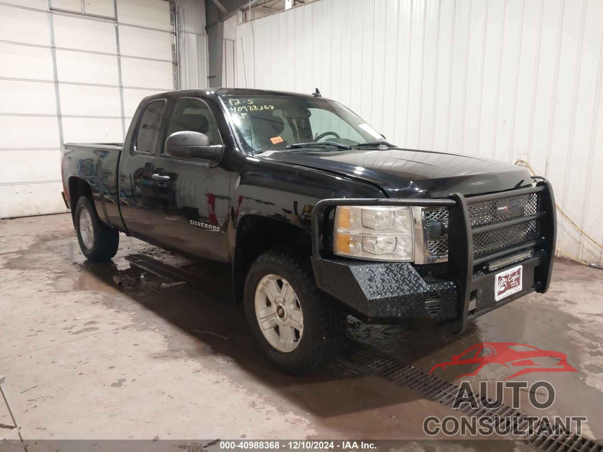 CHEVROLET SILVERADO 1500 2011 - 1GCRKSE39BZ117428