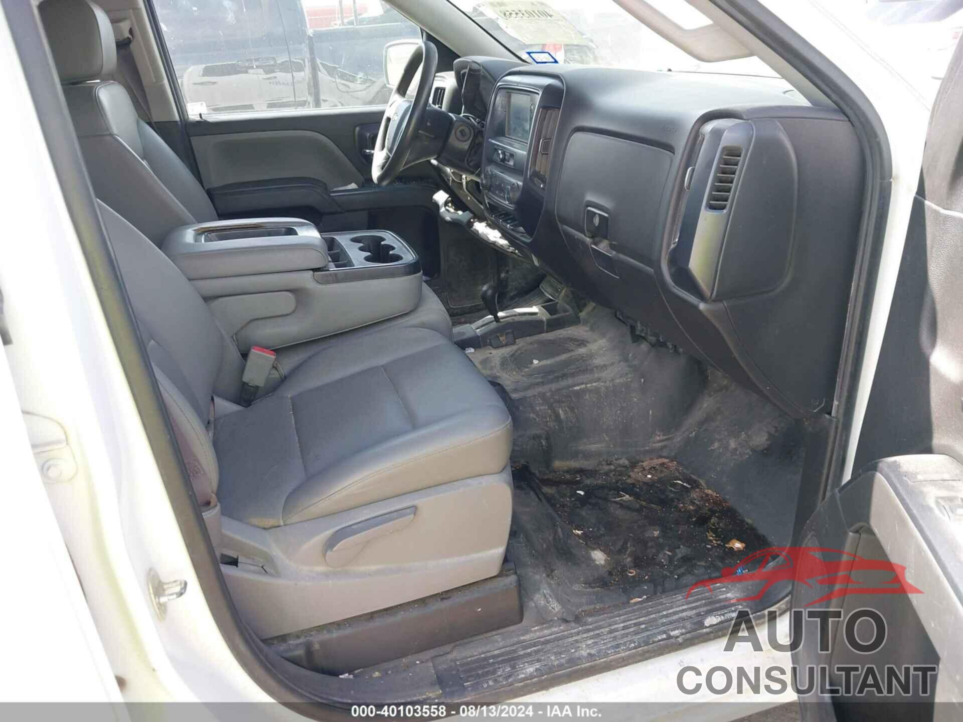 CHEVROLET SILVERADO 1500 2017 - 1GCVKNEC6HZ365161