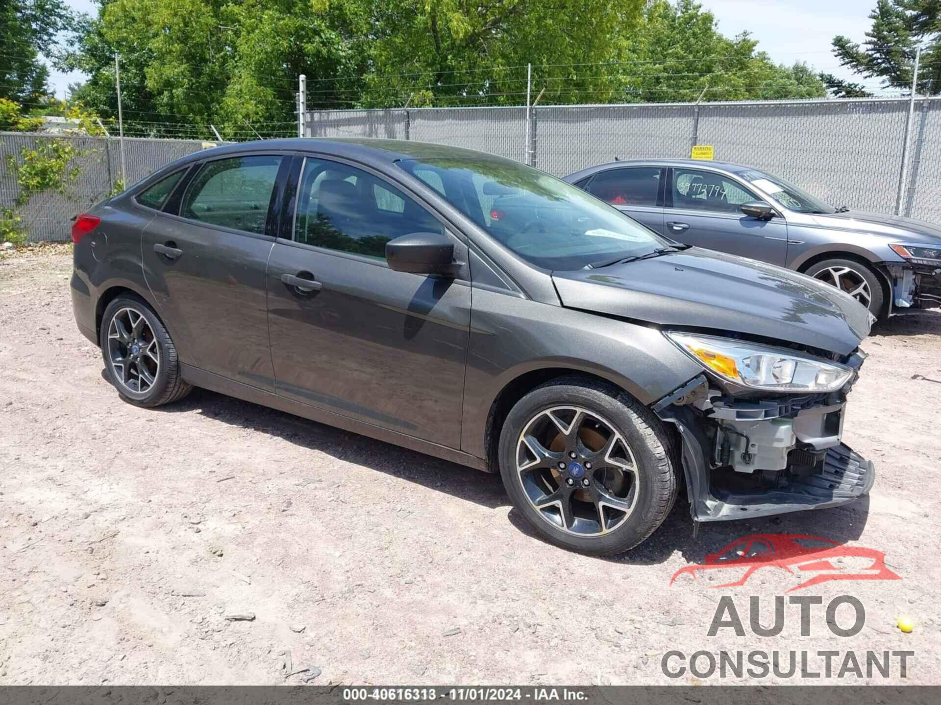 FORD FOCUS 2017 - 1FADP3E23HL339392