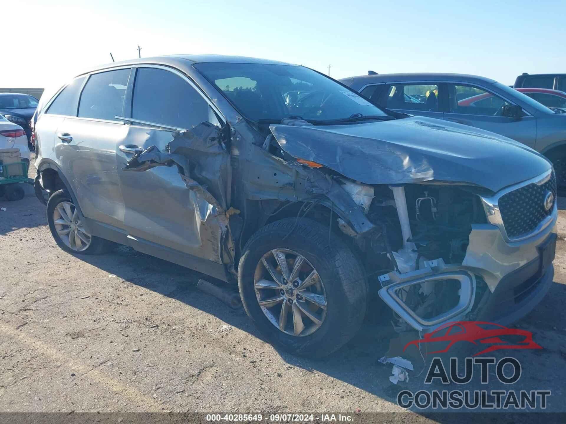 KIA SORENTO 2017 - 5XYPG4A31HG263985
