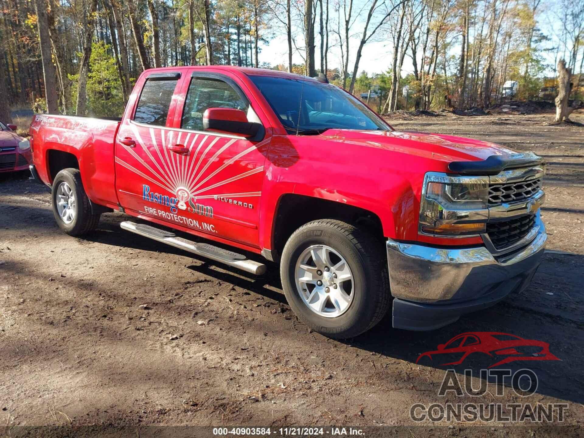 CHEVROLET SILVERADO 1500 2018 - 1GCRCREC6JZ170155