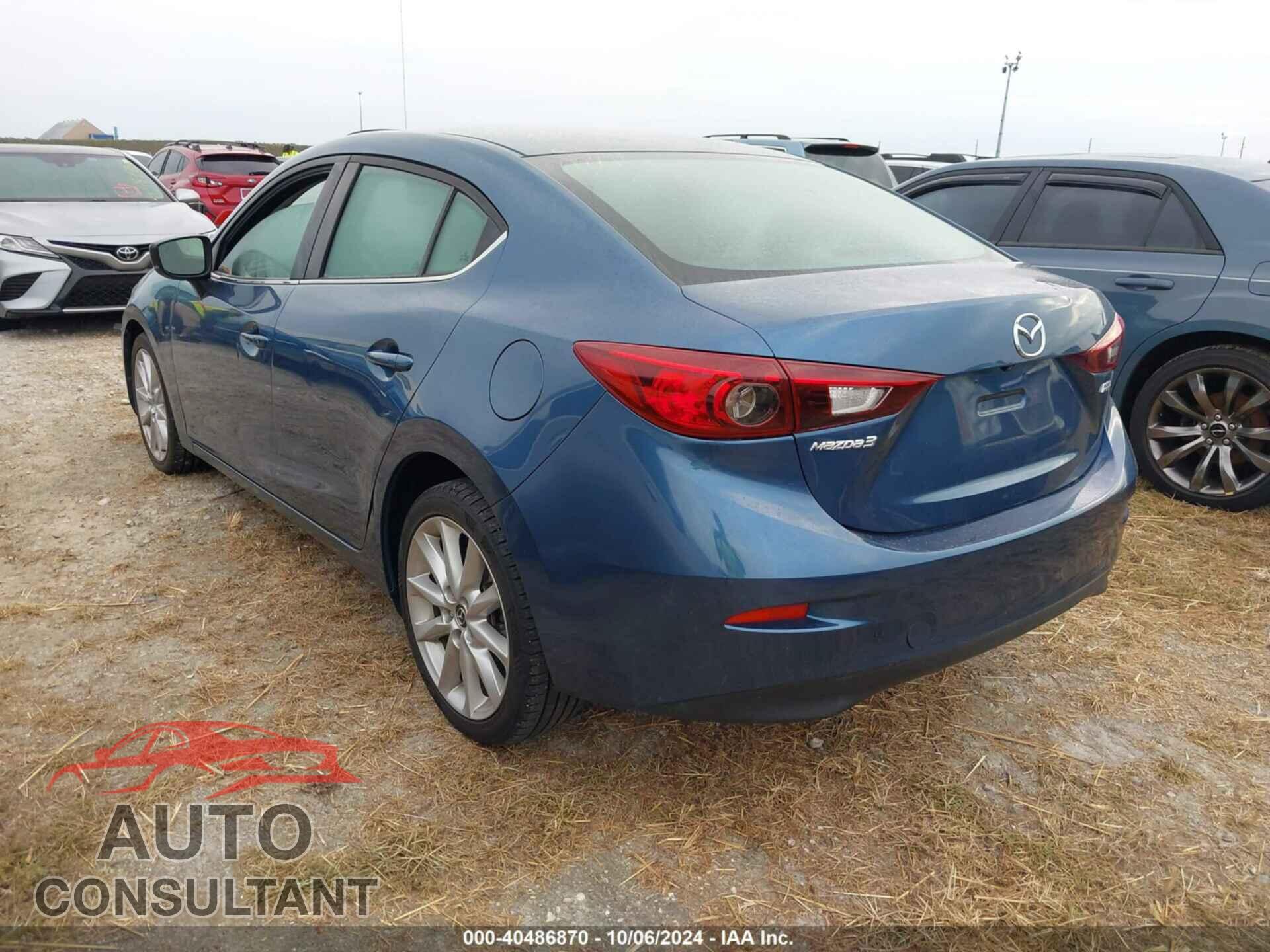 MAZDA 3 2017 - 3MZBN1V77HM123631