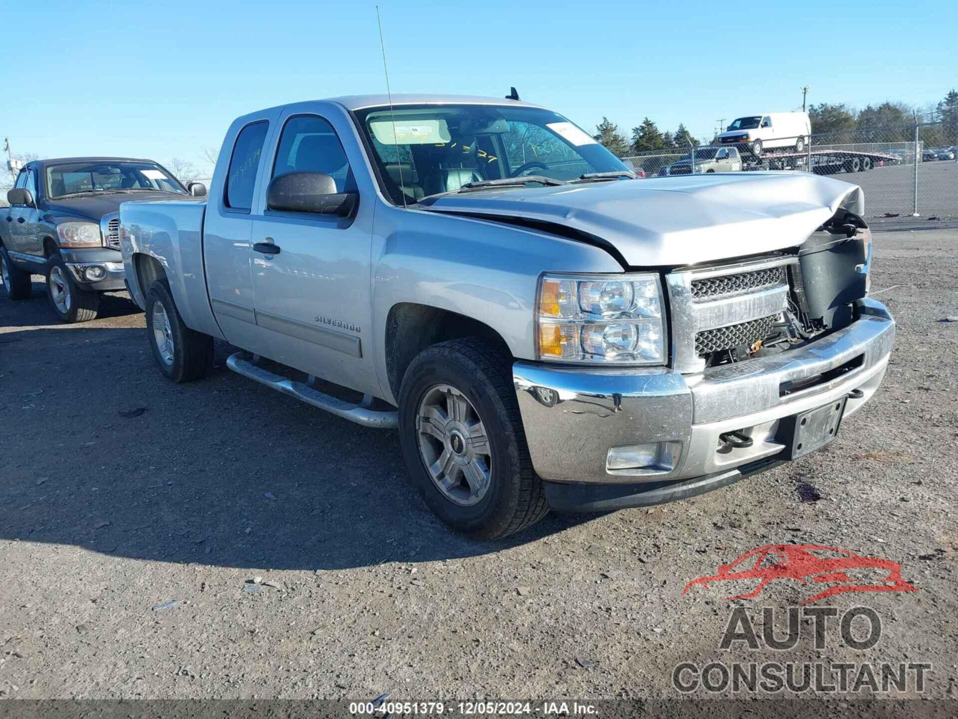 CHEVROLET SILVERADO 1500 2012 - 1GCRKSE70CZ247876