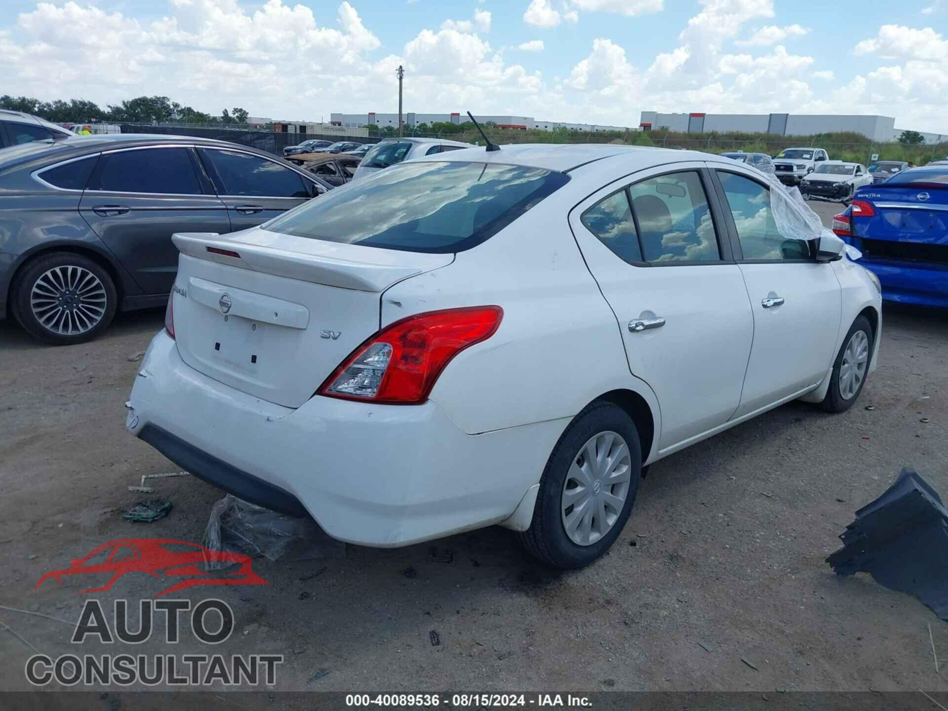NISSAN VERSA 2017 - 3N1CN7AP3HL868630